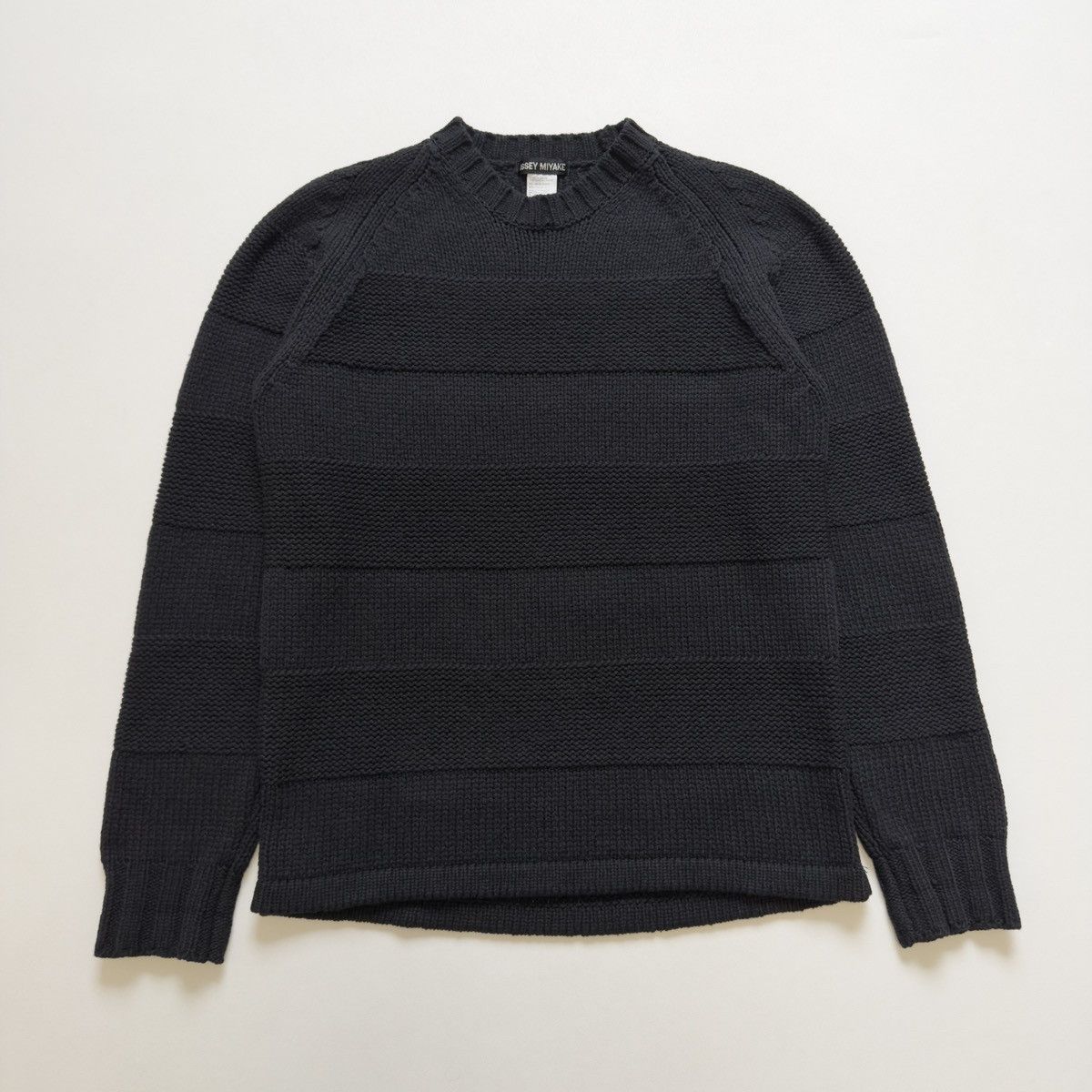 Issey Miyake Black ‘3D Patterned Stripe’ Wool Sweater Size US L / EU 52-54 / 3 - 10 Thumbnail