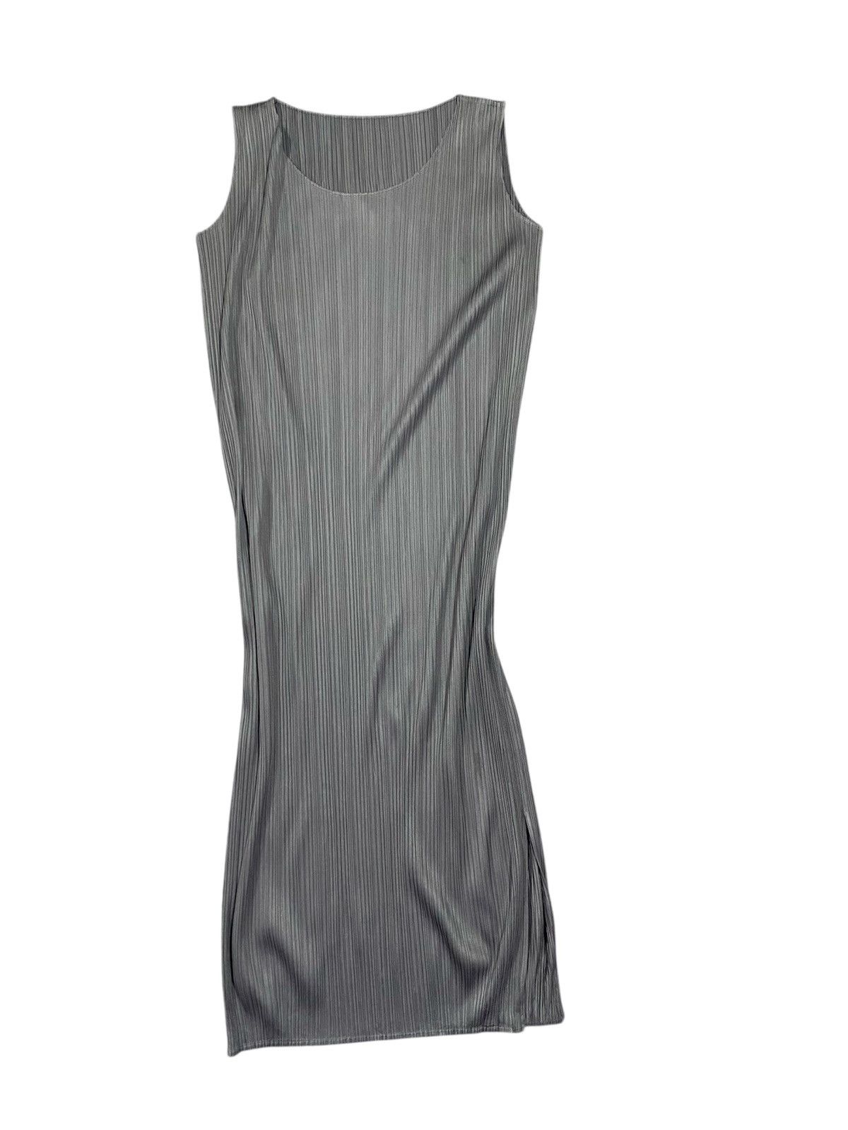Pleats Please Issey Miyake Pleats Please Issey Miyake sleeveless pleated maxi dress Size M / US 6-8 / IT 42-44 - 1 Thumbnail