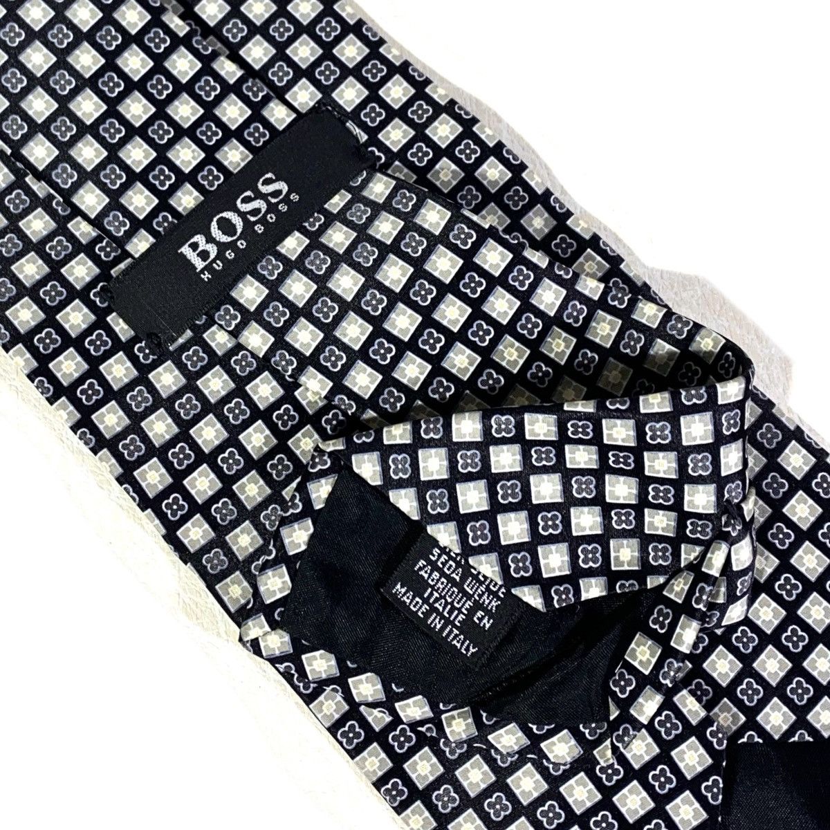 Hugo Boss Cravate Carreaux Graphique Vintage Hugo Boss (Soie) Size ONE SIZE - 5 Thumbnail