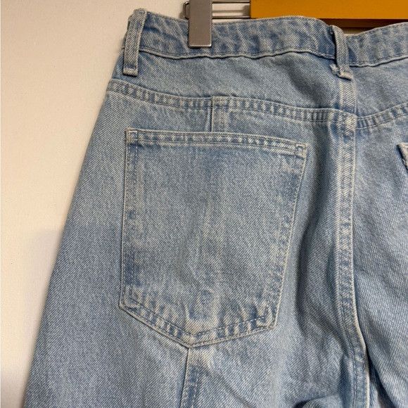 Zara ZARA High-Rise Panel Detail Straight Jeans Light Wash Size 6 Size 28" / US 6 / IT 42 - 7 Thumbnail