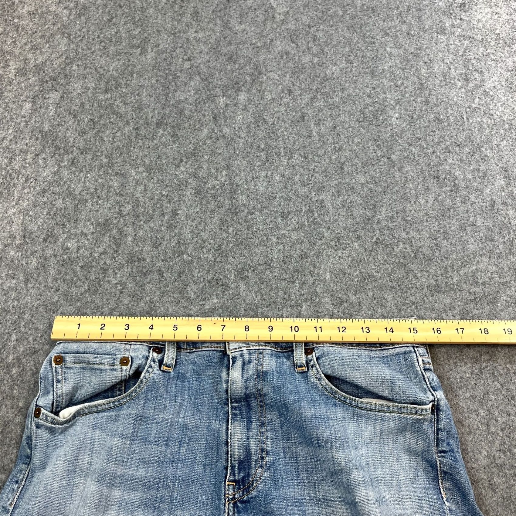 Levi's Levi's 511 Jeans Slim Tapered 32 Light Wash Blue Denim Cotton Elastan Regular 5-Pocket Mens Shoes? Size US 32 / EU 48 - 6 Thumbnail