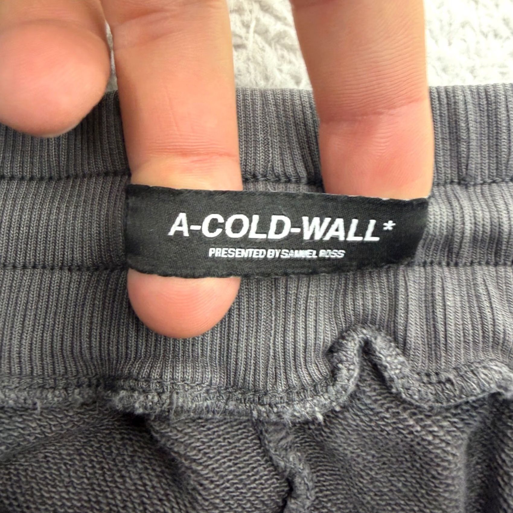Vintage A-COLD-WALL* ACW Men Sweat Shorts Gray Tie-Dye 29in Waist M Charcoal Logo Embroidered Pockets Relaxed Drawstring Portugal Louis/ Samuel Ross Mens Size US 29 - 2 Thumbnail