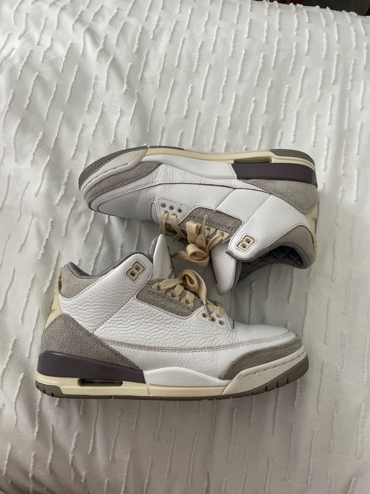 A Ma Maniere × Jordan Brand A Ma Maniere Jordan 3 Retro Raised by Women 8w Size US 8 / IT 38 - 1 Thumbnail
