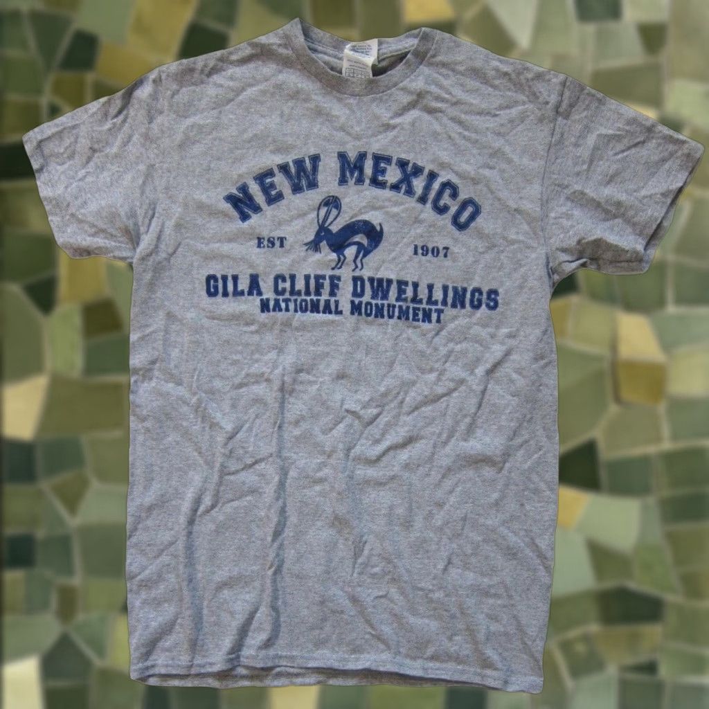 Vintage VINTAGE New Mexico Gila Cliff Dwellings National Monument Grey Blue Tshirt Men S Size US S / EU 44-46 / 1 - 1 Thumbnail