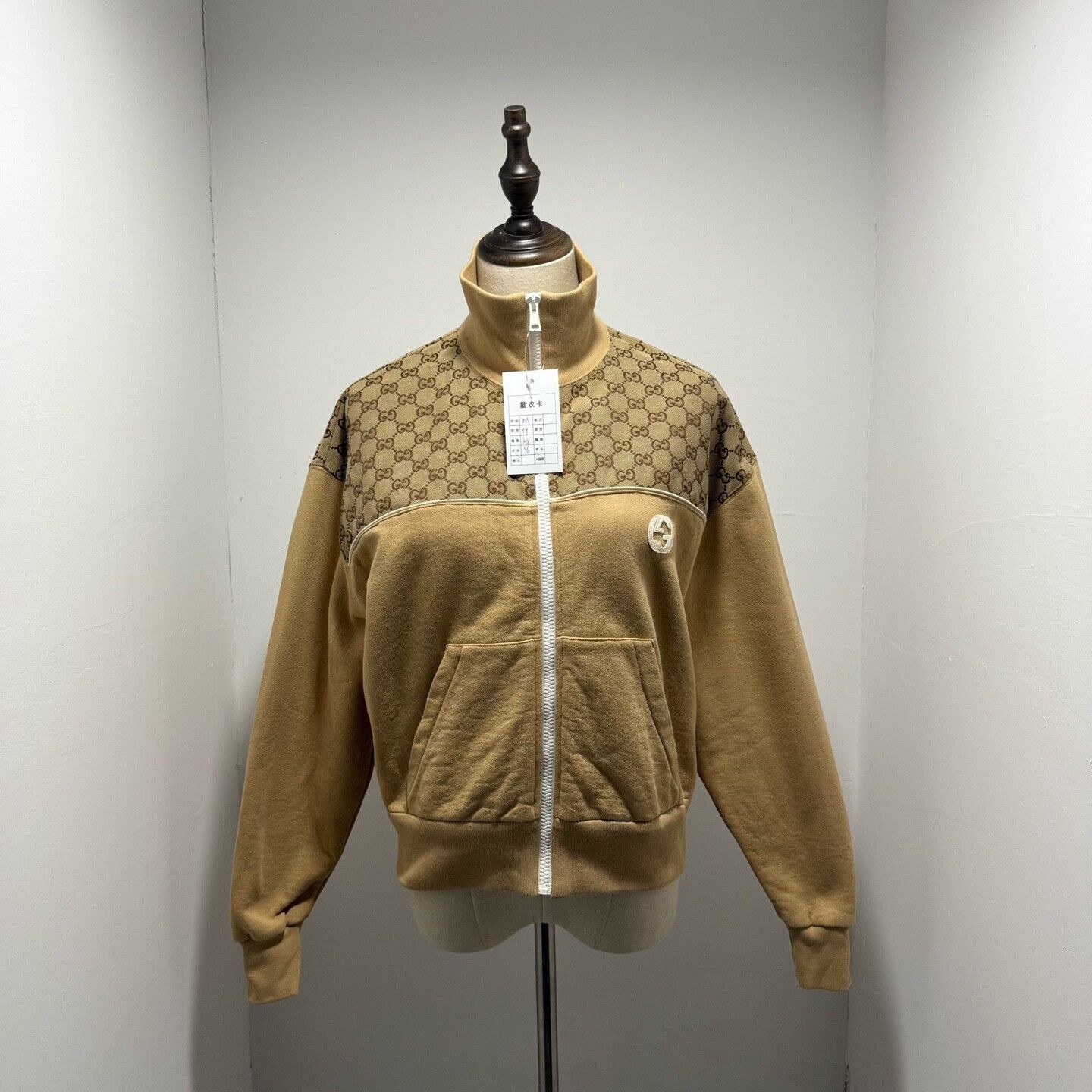 Gucci Gucci Monogram Zip Jacket in Beige Size XXS / US 00 / IT 34 - 1 Thumbnail