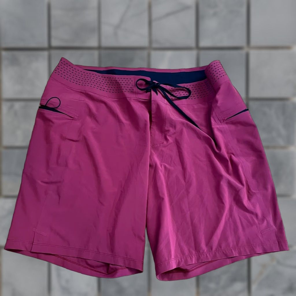 Lululemon lululemon Shorts Mens 38 Current State Board Swim Hybrid Red Performance Size US 38 / EU 54 - 1 Thumbnail