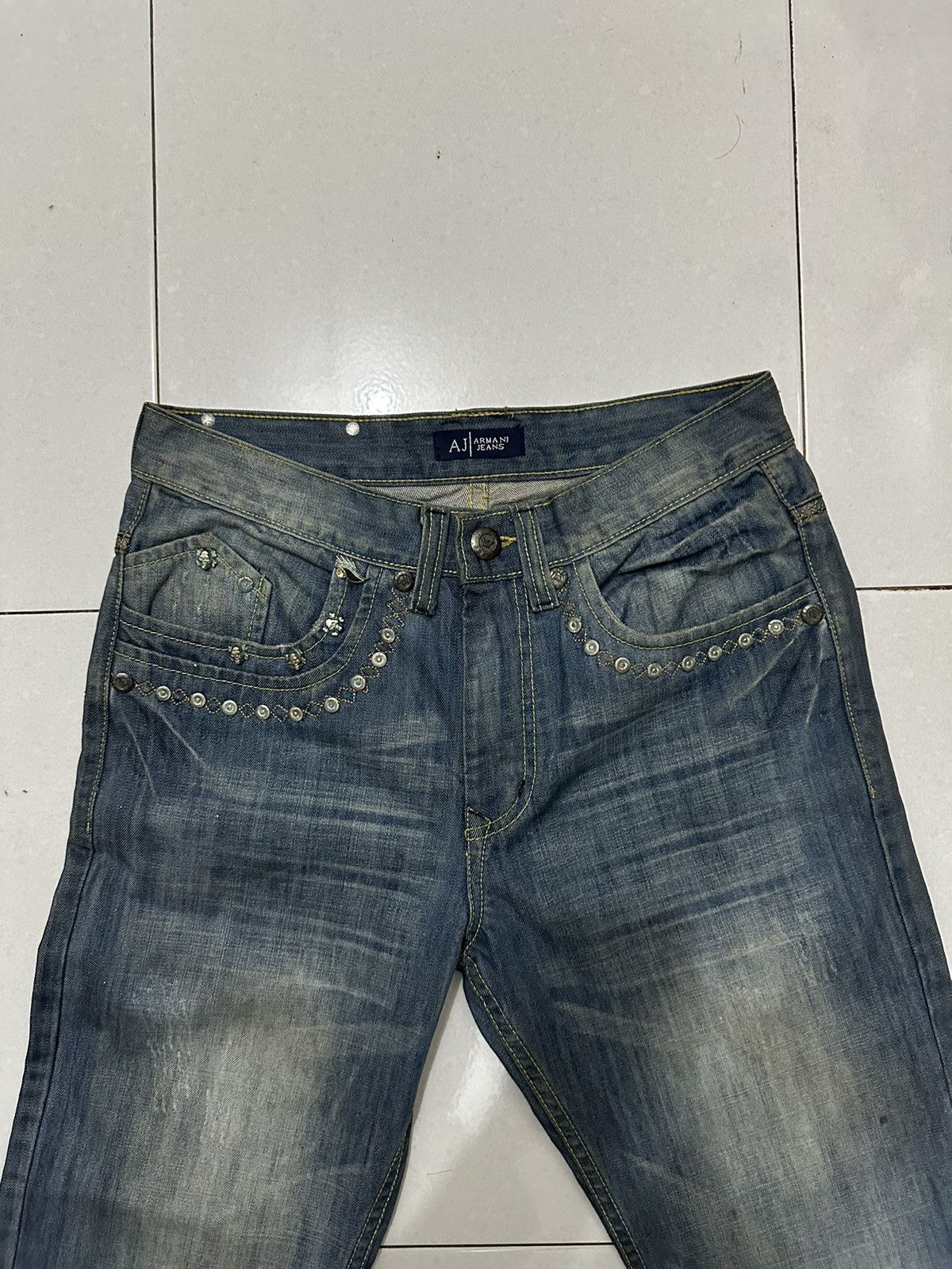 Armani VTG All ARMANI Collection Distressed Denim Size US 31 - 13 Thumbnail