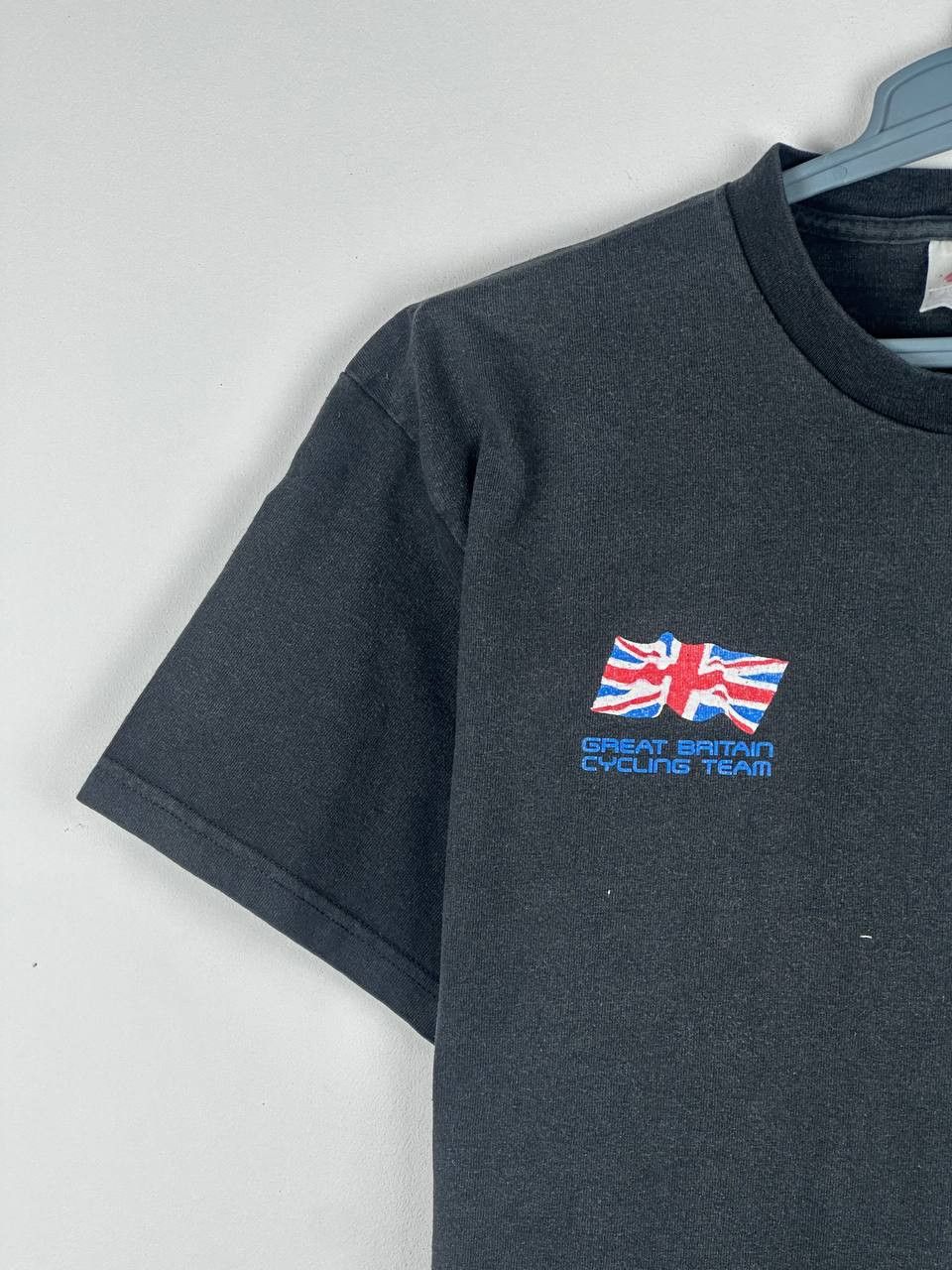Nike × Vintage Vintage Faded Nike Great Britain Center Logo Swoosh T Shirt Size US L / EU 52-54 / 3 - 4 Thumbnail