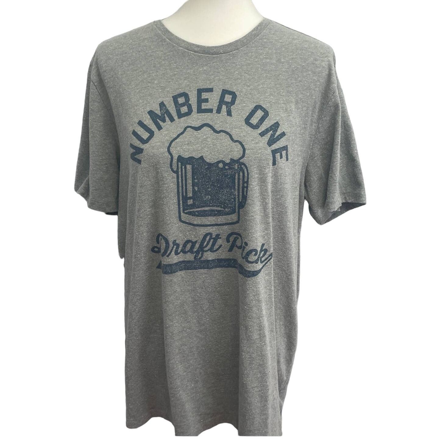 Old Navy Old Navy Mens XL #1 Draft Pick Beer Mug Short Sleeve Tee Size US XL / EU 56 / 4 - 1 Thumbnail