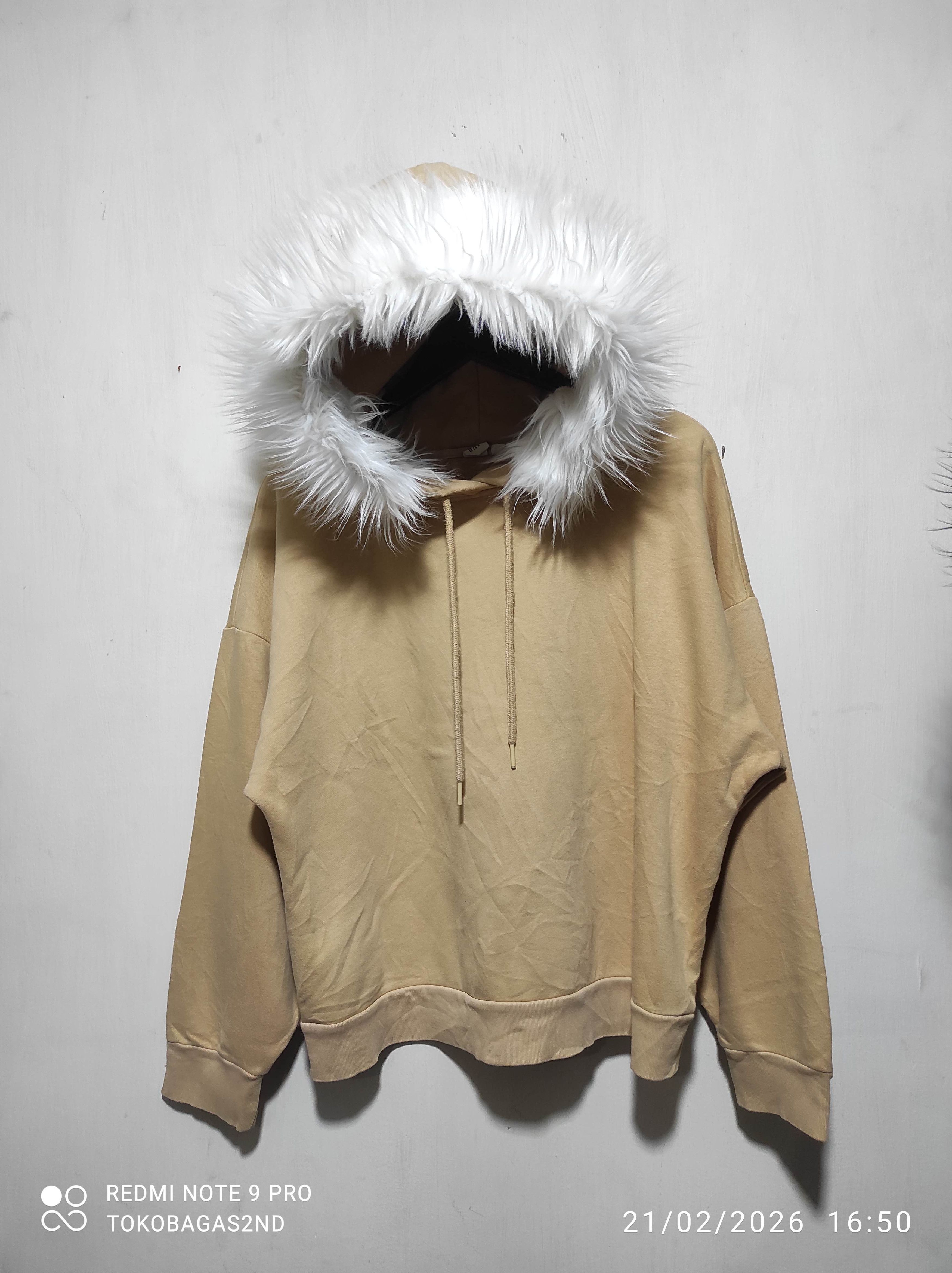 Gap GAP fur hoodie ifsix LGB style Size L / US 10 / IT 46 - 2 Thumbnail