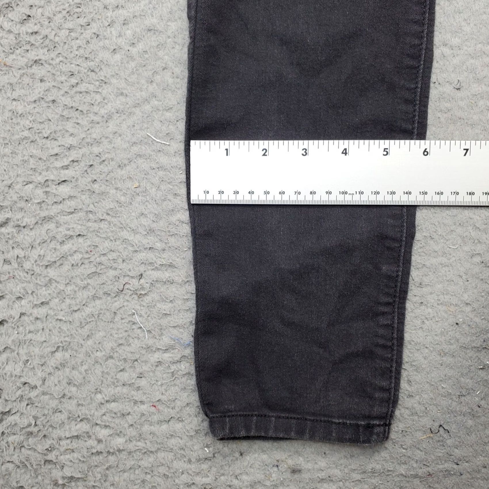 Vintage Flying Monkey Jeans Womens 30 Black Denim Dark Wash Mid Rise Straight Leg Jeans Womens 30 Black Denim Dark Wash Mid Rise Straight Leg Size 30" / US 8 / IT 44 - 5 Thumbnail