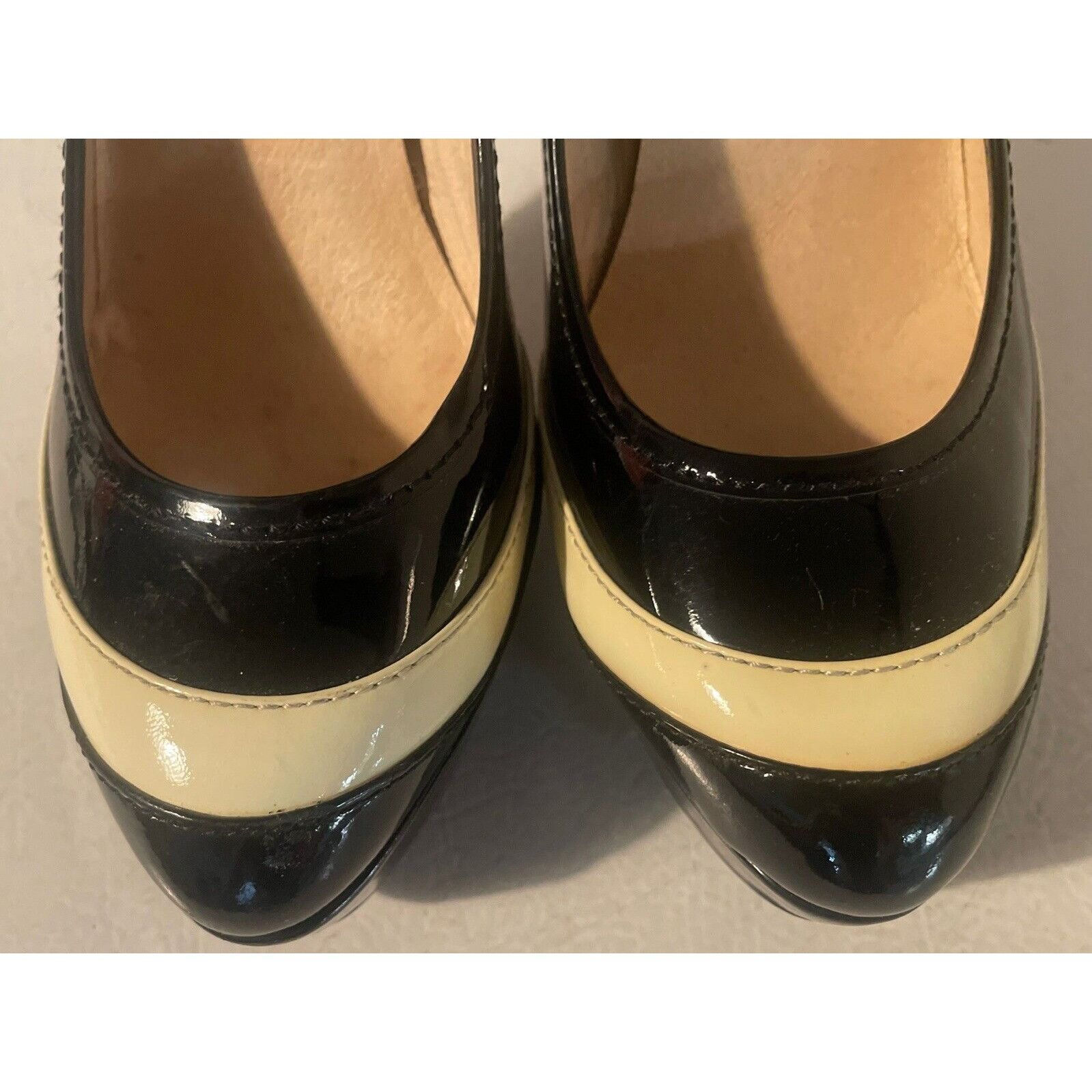 Michael Kors Michael Kors women's Size 7.5 Pressly Cap Toe Pump black & t Size US 7.5 / IT 37.5 - 2 Thumbnail