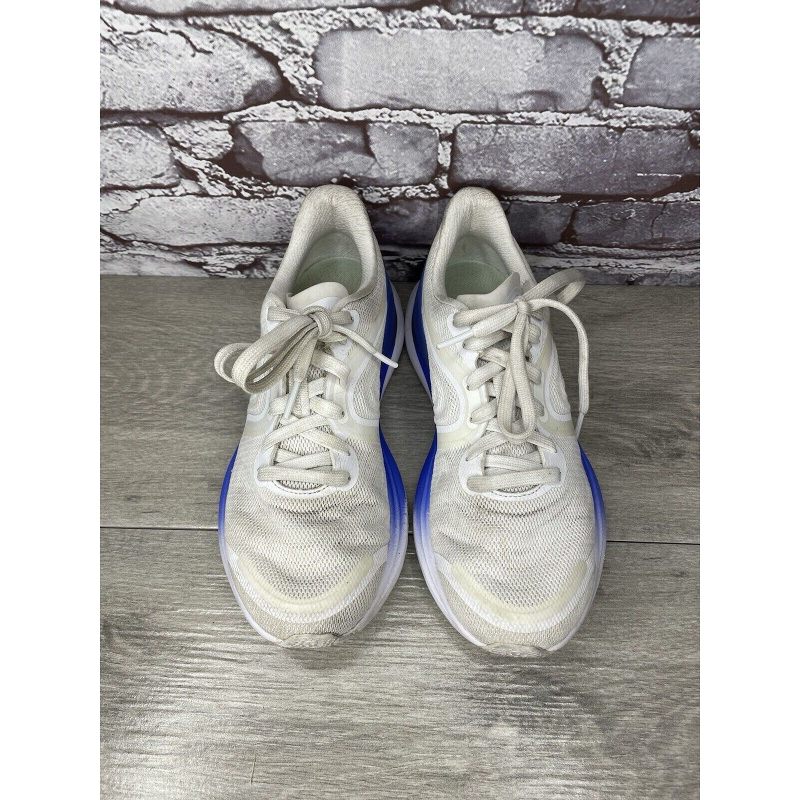 Lululemon Lululemon Blissfeel Run 2 White Blue Running Shoes Athletic Size US 7.5 / IT 37.5 - 18 Thumbnail