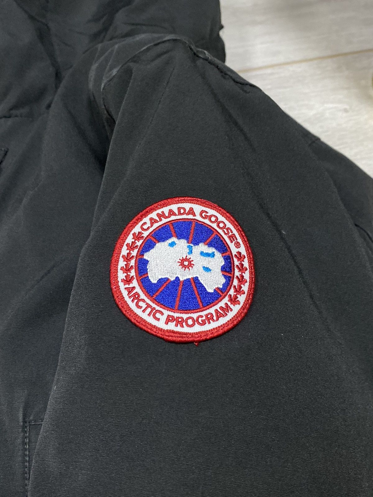 Canada Goose Canada Goose vintage puffer down parka Size M / US 6-8 / IT 42-44 - 13 Thumbnail