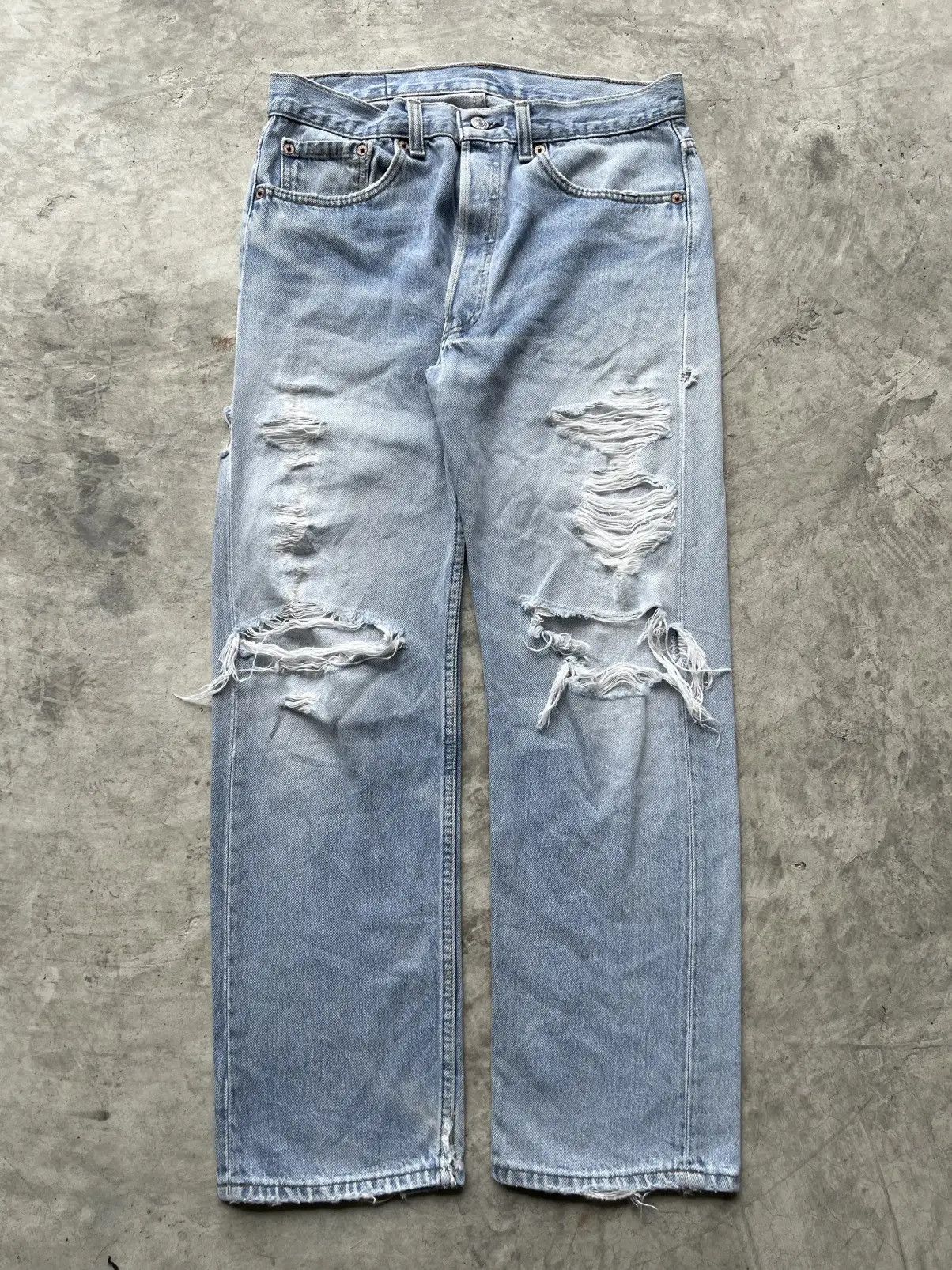 Levi's Thrashed Vintage 90s Levi's 501 Jeans Distressed Size US 32 / EU 48 - 1 Thumbnail