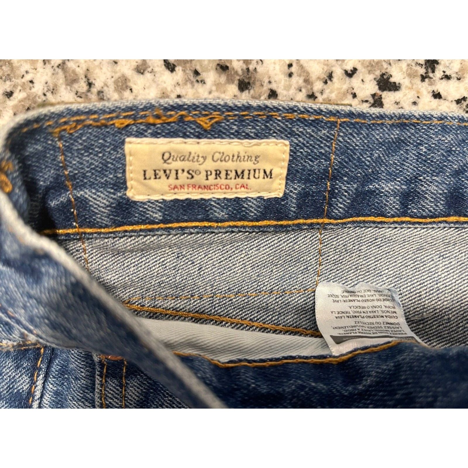 Levi's VINTAGE Levi's 501 XX Button Fly Denim Jeans Size 33x31 Blue Big E Mens Size US 33 - 3 Thumbnail