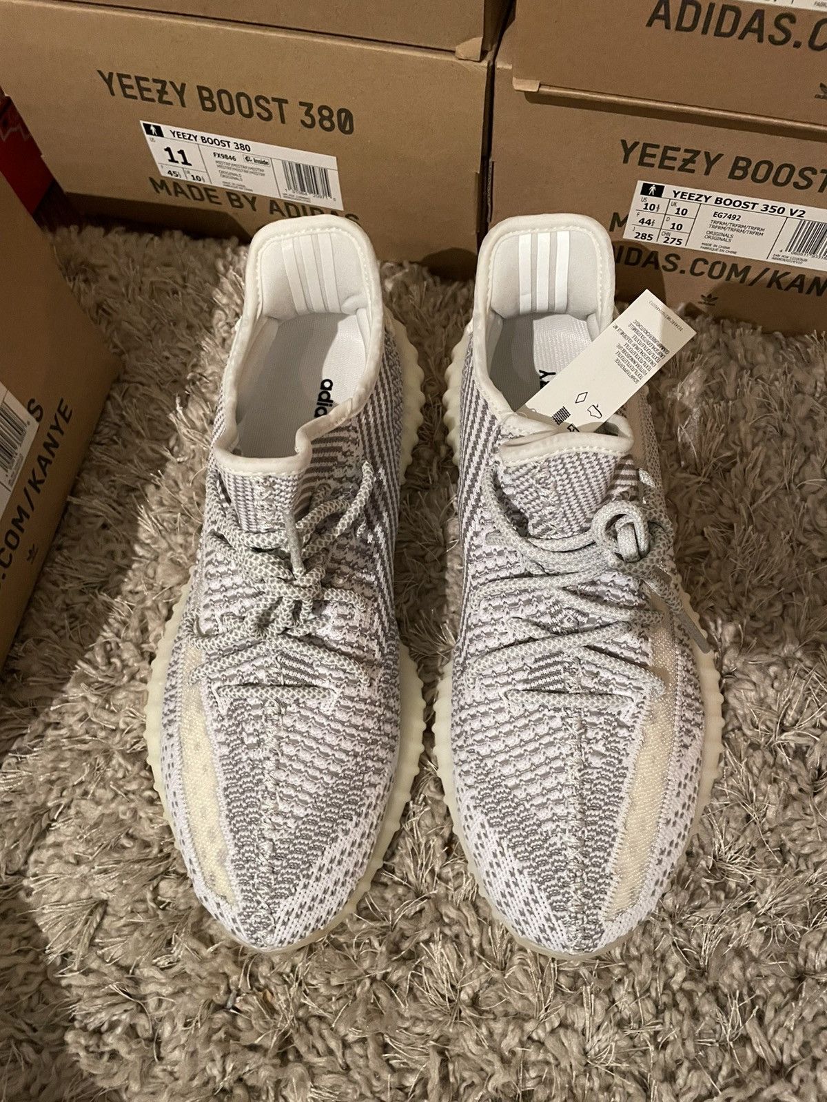 Yeezy Yeezy 350 V2 Static Non-Reflective Size US 10 / EU 43 - 5 Thumbnail