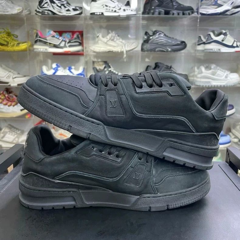Louis Vuitton Louis Vuitton LOUIS VUITTON Lv Trainer Sneakers in Black-2 Size US 9 / EU 42 - 3 Thumbnail