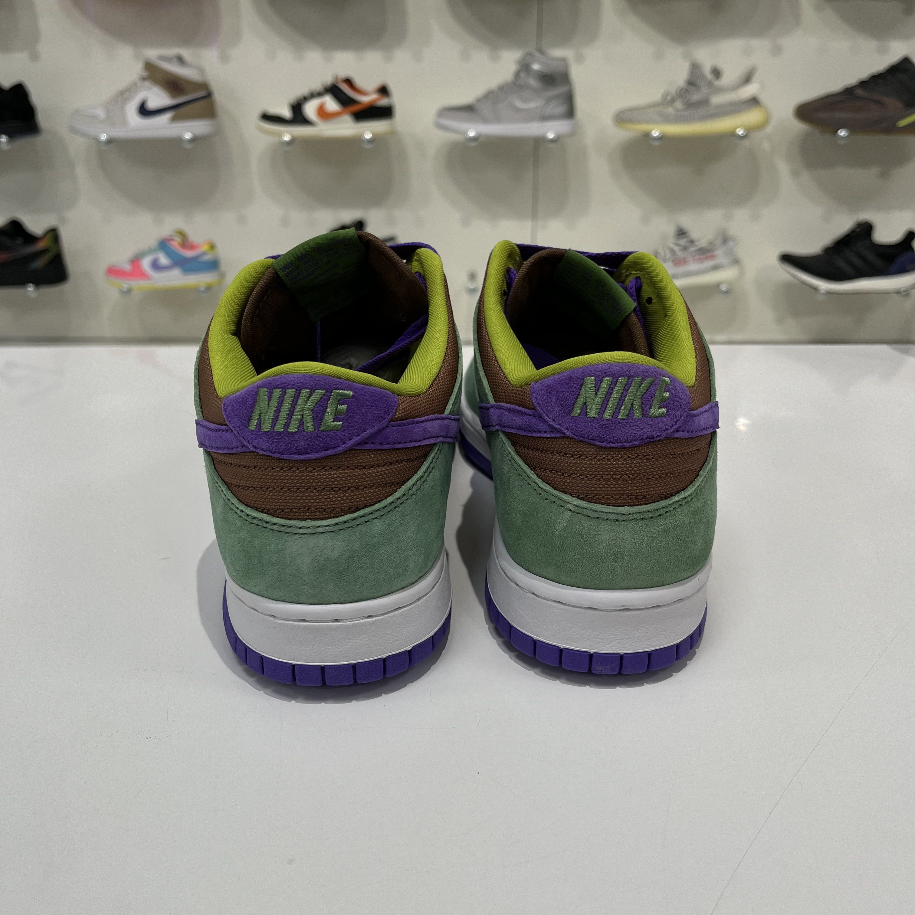 Nike Nike Dunk Low Veneer 2020 Size US 11 / EU 44 - 3 Thumbnail