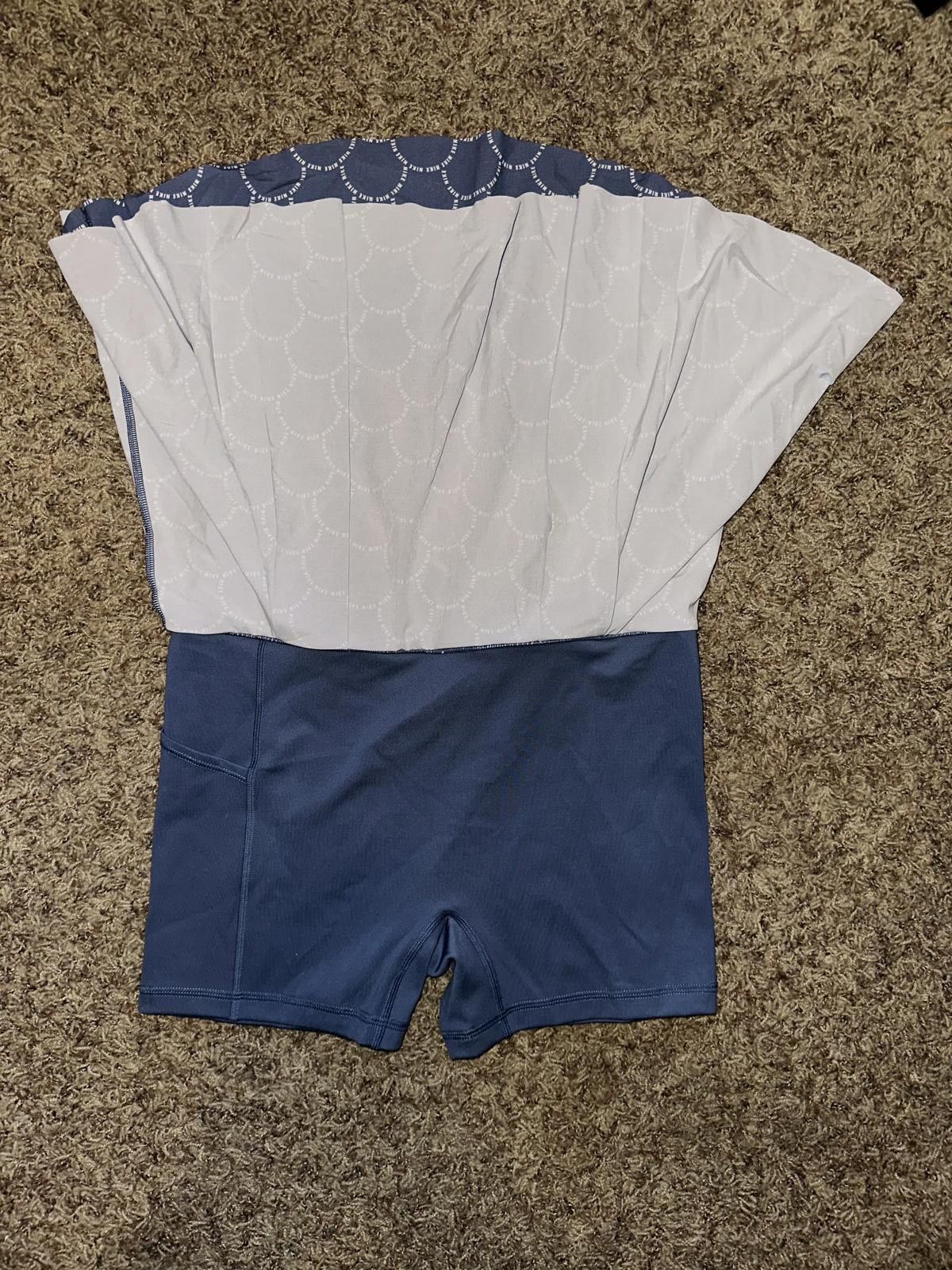 Nike Nike Women's Dri Fit Advantage All Over Print Golf Skort Sample Size 28" / US 6 / IT 42 - 9 Thumbnail