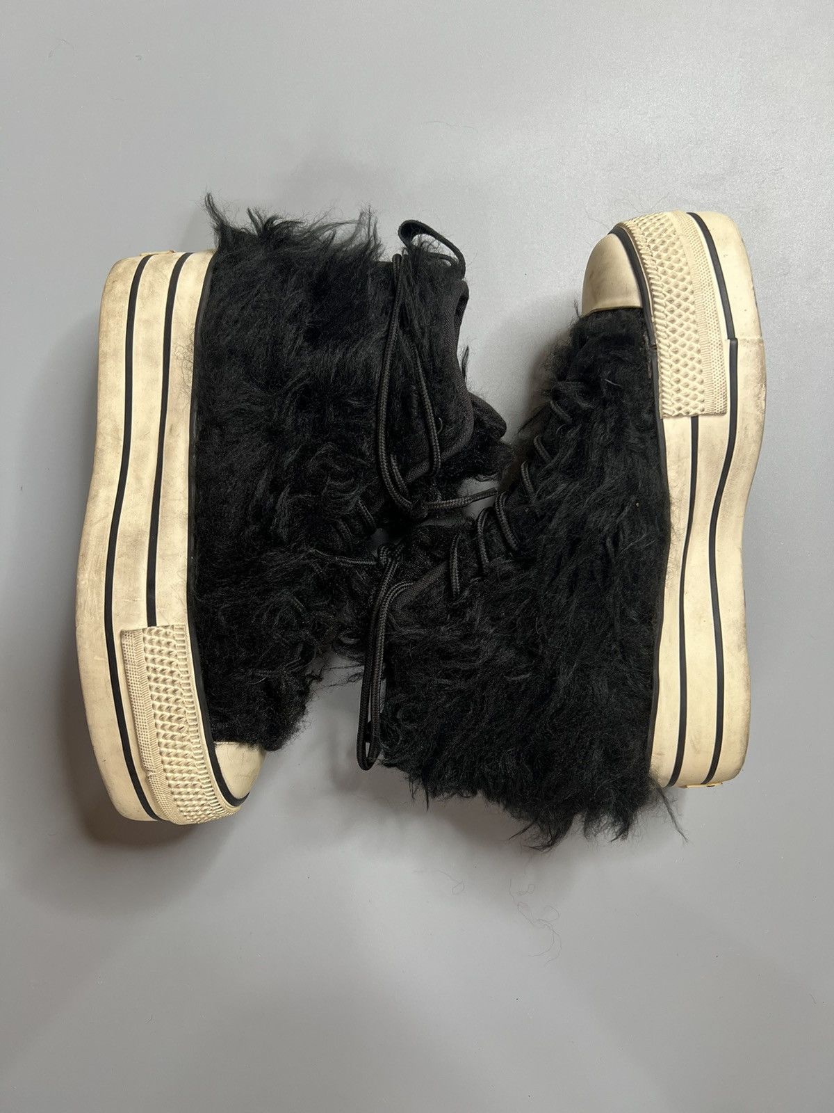 image of 20471120 Hyoma Fur Platform Sneakers Sz35 in Black, Women's