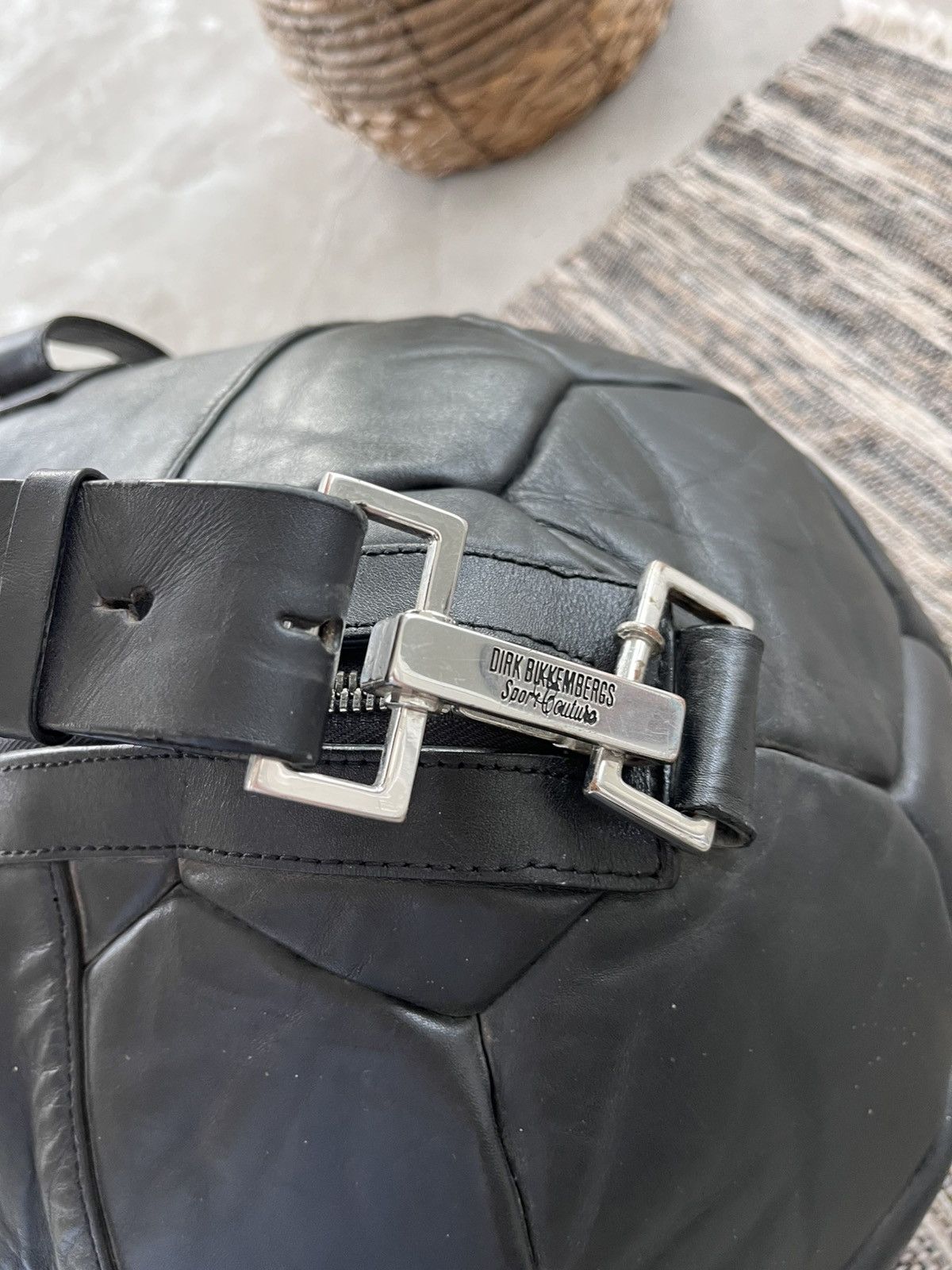Dirk Bikkembergs Archive Dirk Bikkembergs FW 2007 Rare Leather Football Bag Size ONE SIZE - 16 Thumbnail