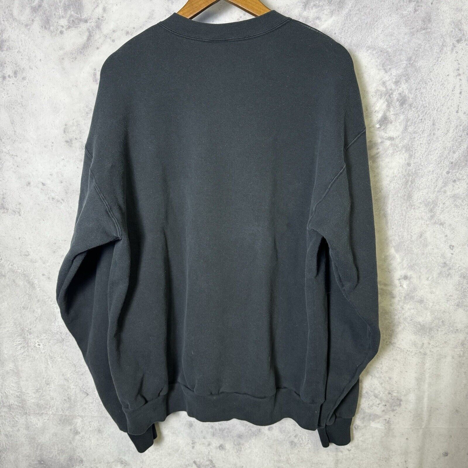 Vintage Vintage Batman Six Flags Sweatshirt Mens XL Black 90s The Ri Size US XL / EU 56 / 4 - 2 Thumbnail