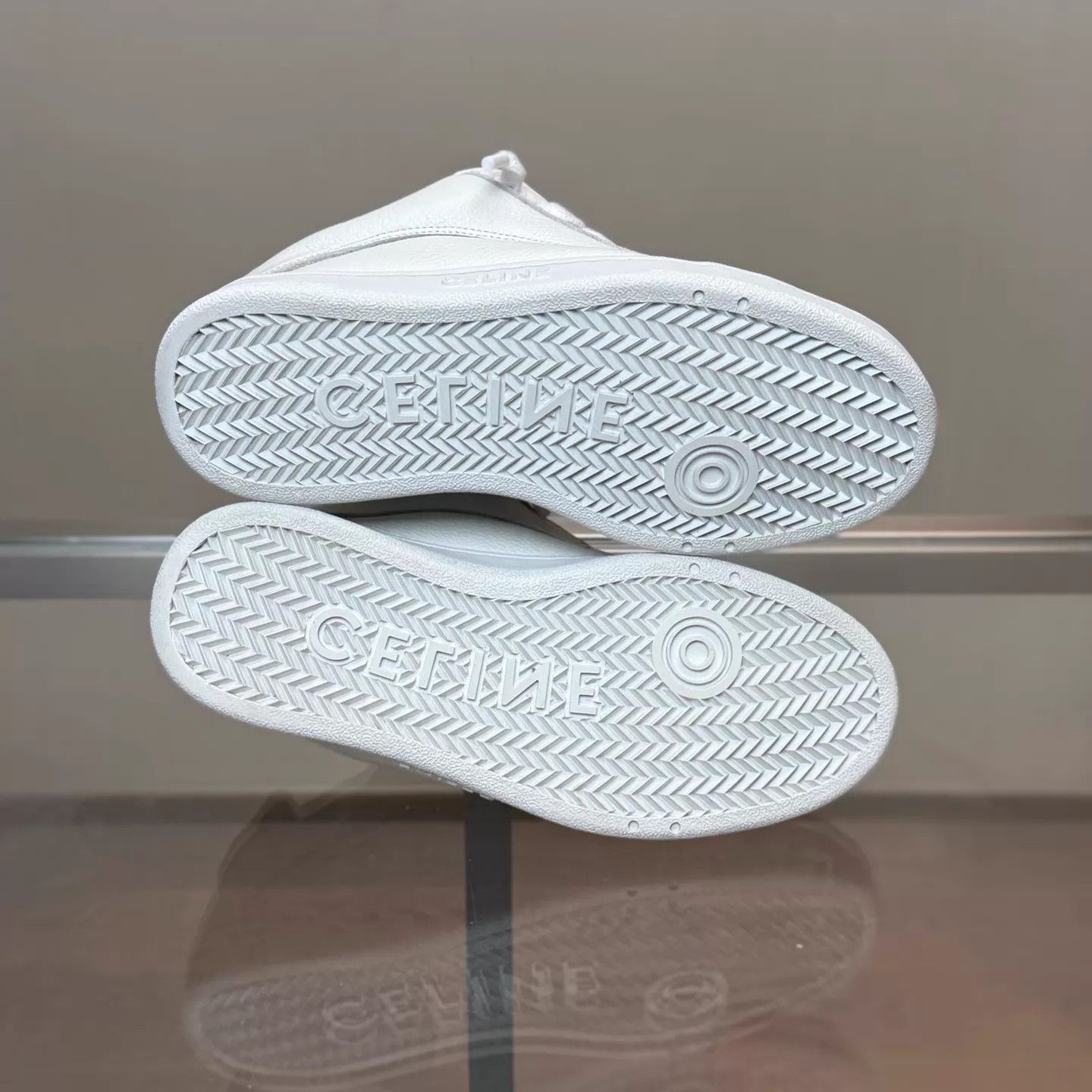 Celine Celine 25SS White Puffy Sneaker Size 37 99 Size US 6.5 / IT 36.5 - 7 Thumbnail