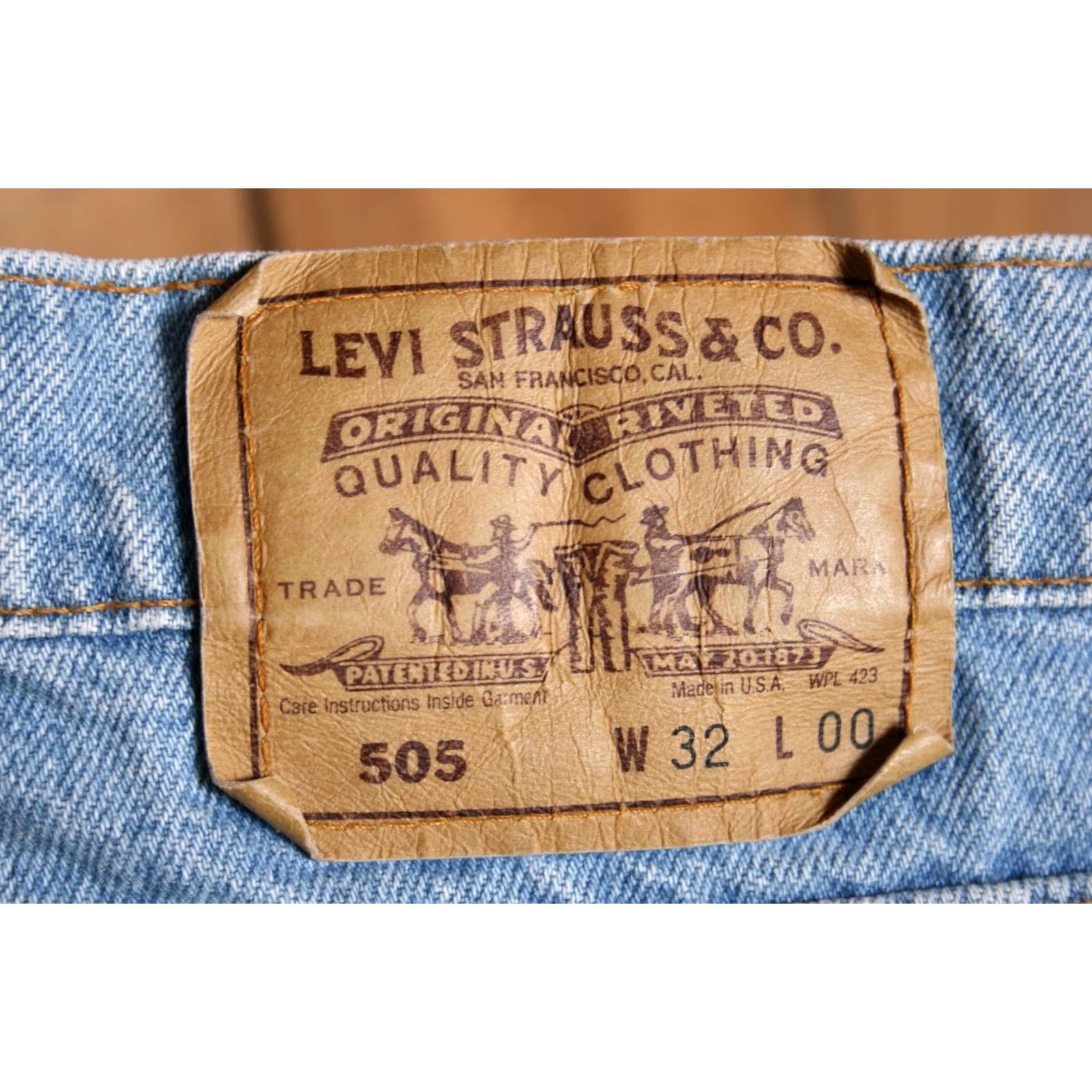 Levi's VINTAGE Levi's 505 Orange Tab Blue Denim 12" Inseam Jean Shorts Sz 32 Mens Size US 31 - 7 Thumbnail
