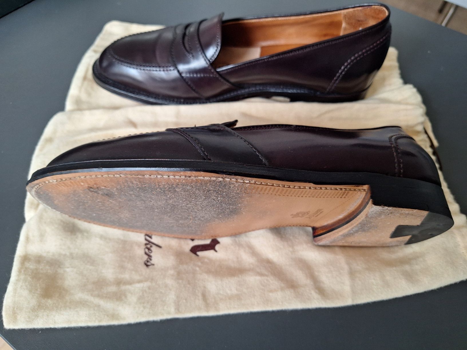 Alden 684 full strap loafers in color #8 cordovan Size US 9 / EU 42 - 4 Thumbnail