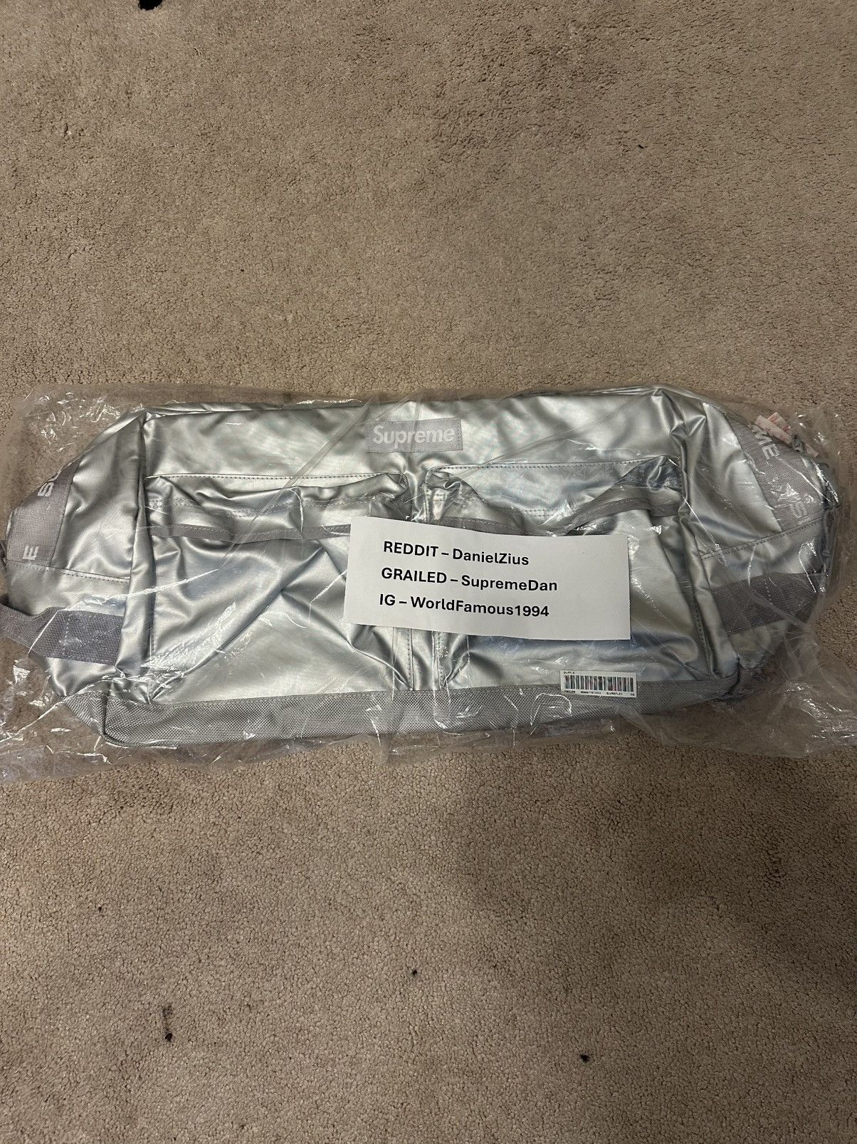 Supreme Supreme Duffle Bag 'Silver' Size ONE SIZE - 4 Thumbnail