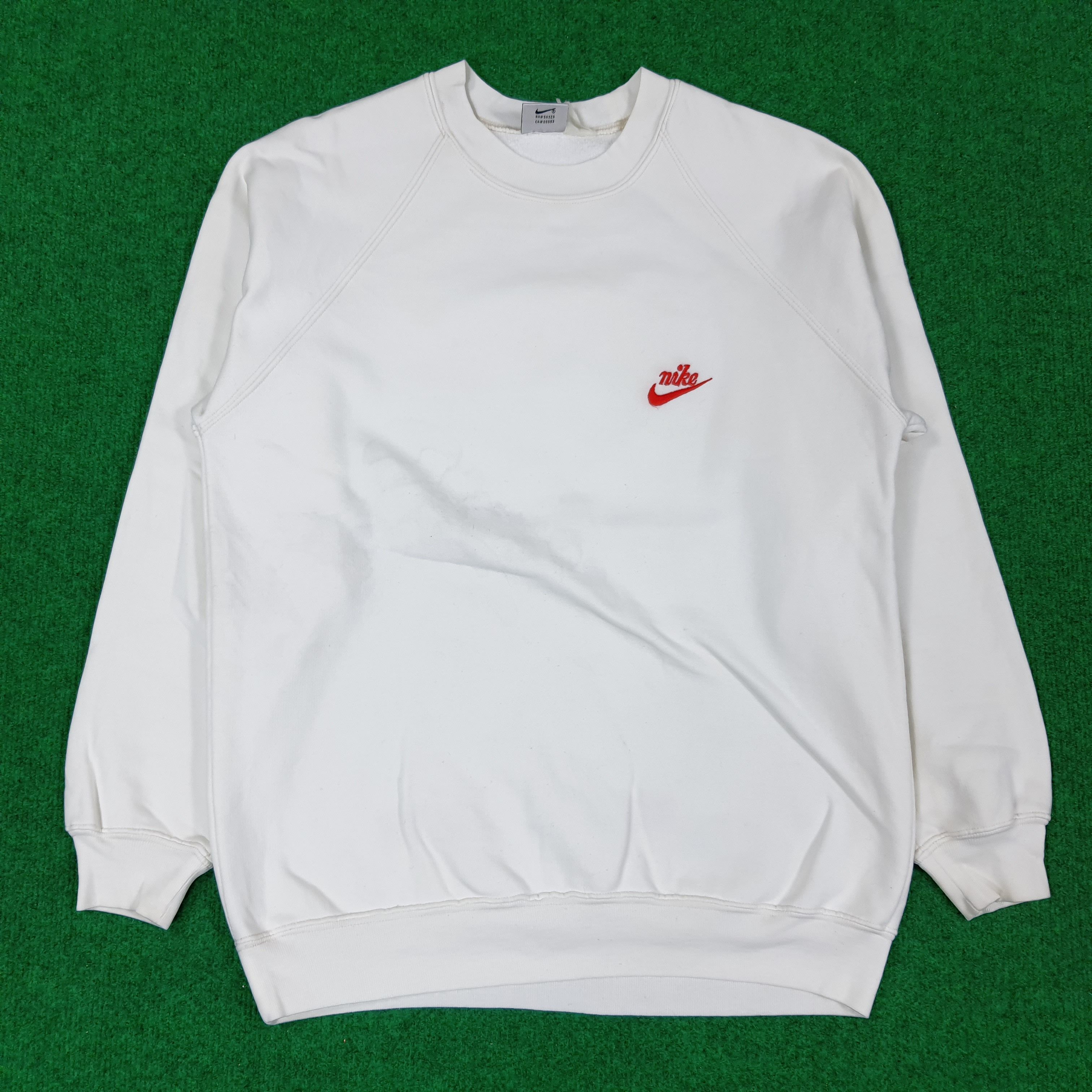 Nike × Vintage Vintage Nike Small Logo Embroidery Sweatshirt C230N21 Size US S / EU 44-46 / 1 - 1 Thumbnail