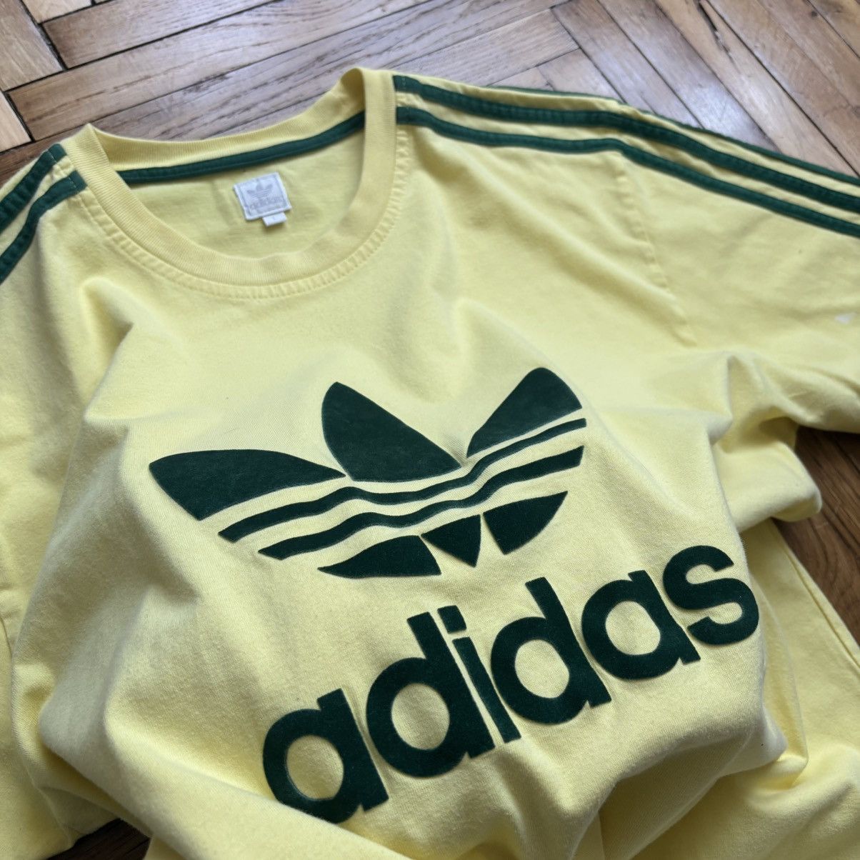 Adidas × Vintage Vintage Adidas Brazil Colour Big logo T-Shirt Size US L / EU 52-54 / 3 - 3 Thumbnail