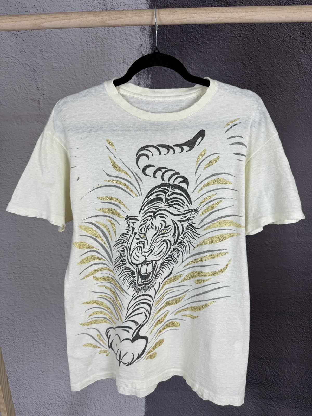 Vintage Vintage 90s single stitch double side Tiger print tee shirt Size US S / EU 44-46 / 1 - 2 Thumbnail
