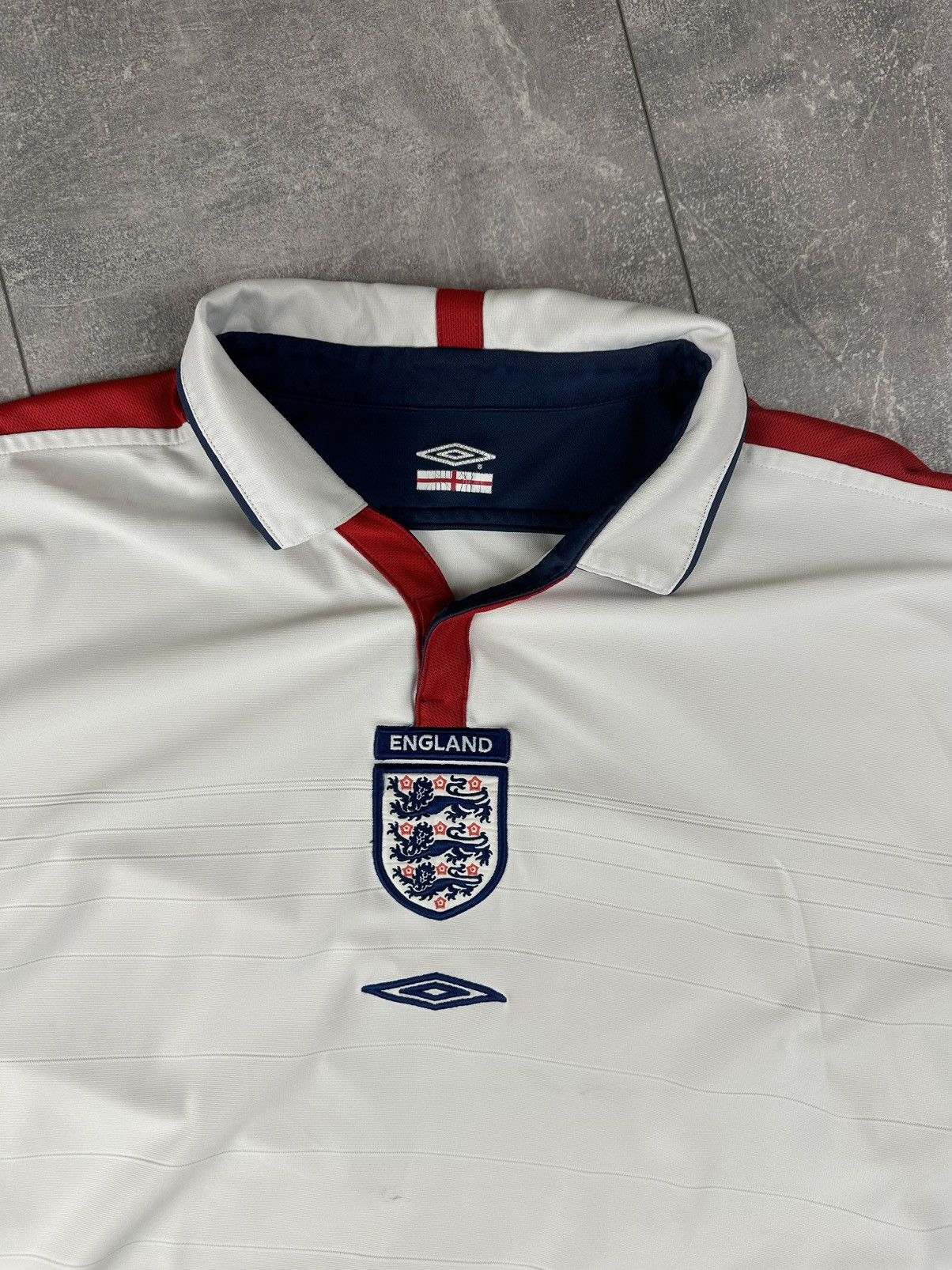 Umbro Umbro England 2003/04 Home Reversible Football Soccer Jersey Size US XL / EU 56 / 4 - 12 Thumbnail