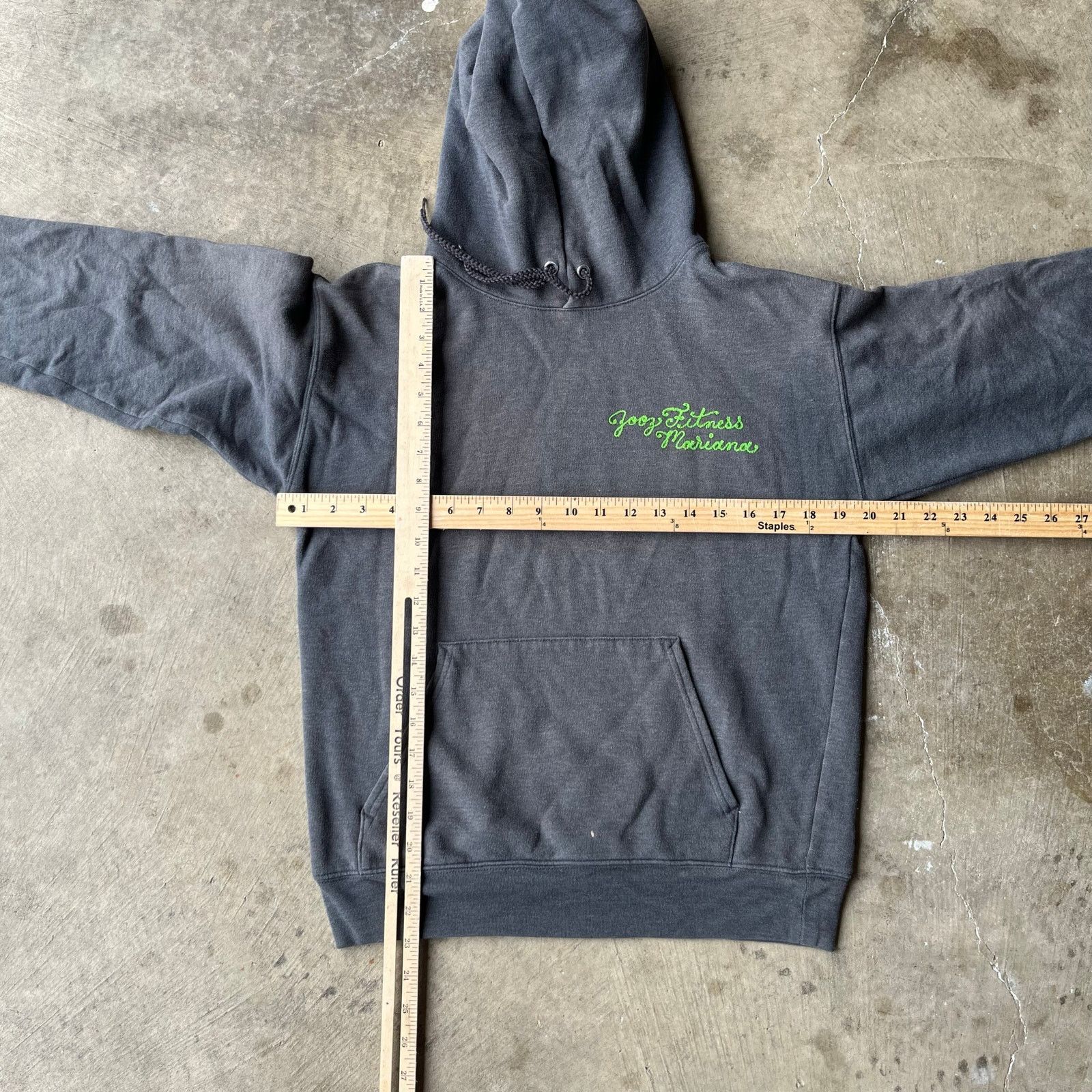 Vintage VINTAGE CHAINSTITCHED GRAY HOODIE SMALL FADED Size US S / EU 44-46 / 1 - 4 Thumbnail