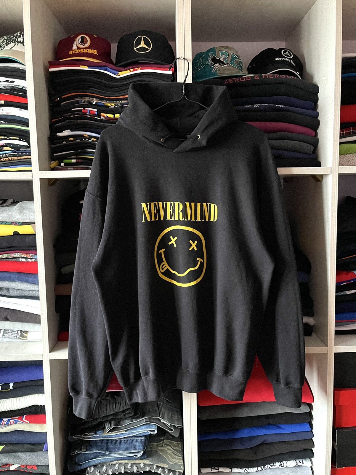 Band Tees Vintage Y2K Nirvana Nevermind Smile Kurt Cobain Band Hoodie Size US XL / EU 56 / 4 - 6 Thumbnail