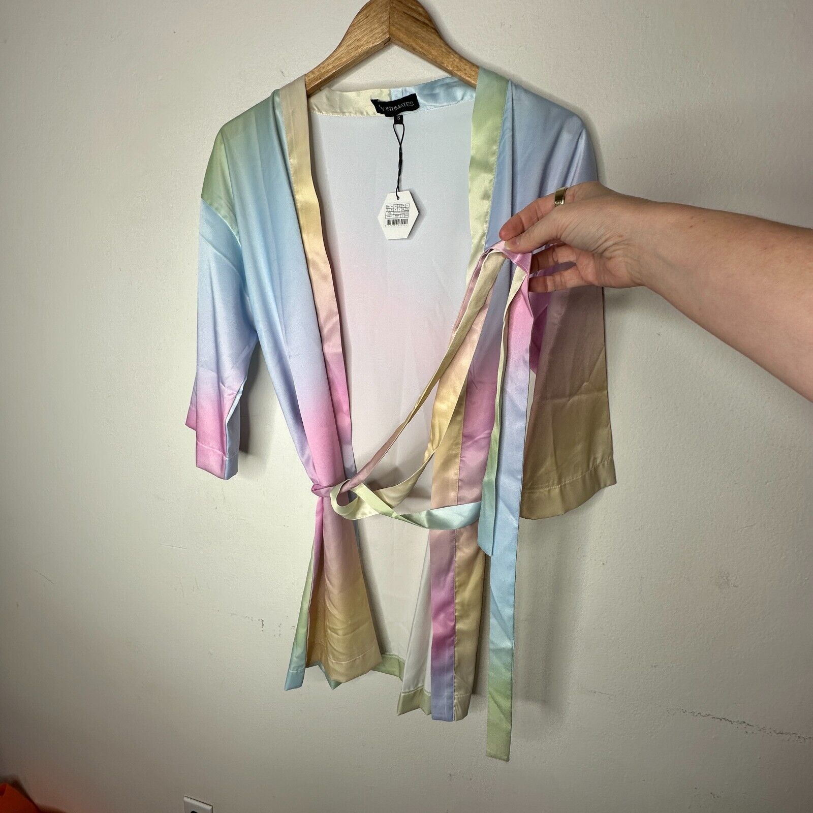 Other NWT OW Intimates Pastel Kimono Open Satin Tie Waist Robe S Size 27" / US 4 / IT 40 - 5 Thumbnail