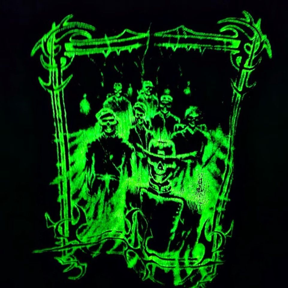 Gildan **Ghosts Of Gettysburg Glow In The Dark T-Shirt Mens Large Black** User: Ghosts Of Gettysburg Glow In The Dark T-Shirt Mens Large Black Size US L / EU 52-54 / 3 - 6 Thumbnail