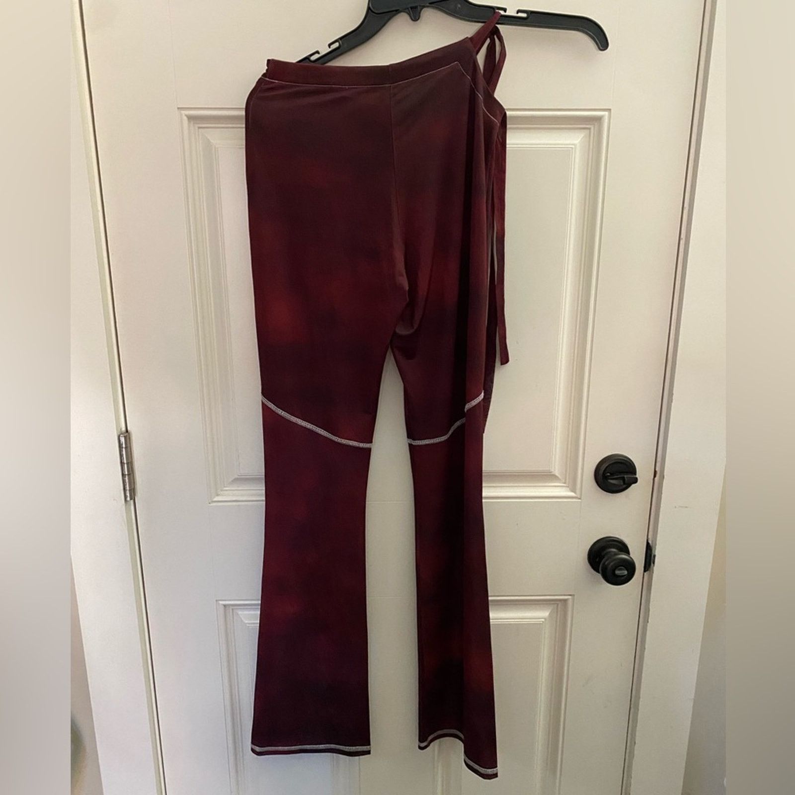 Other Peachy Den Iris Flared Hip Cutout pants Wine Red Small Size 26" / US 2 / IT 38 - 4 Thumbnail