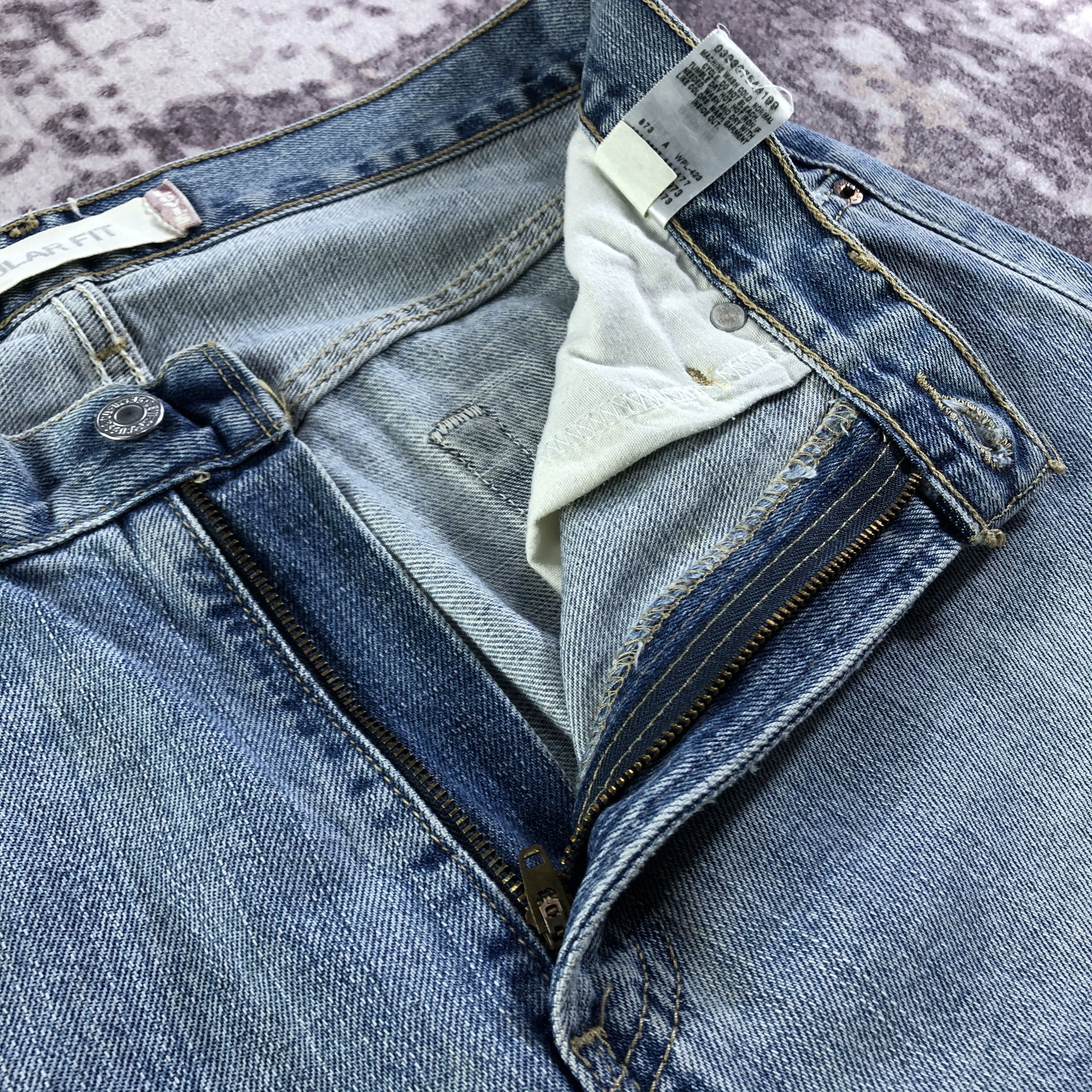 Levi's × Vintage Vintage Light Wash Levis 505 Jeans-JM3321 Size US 32 / EU 48 - 7 Thumbnail