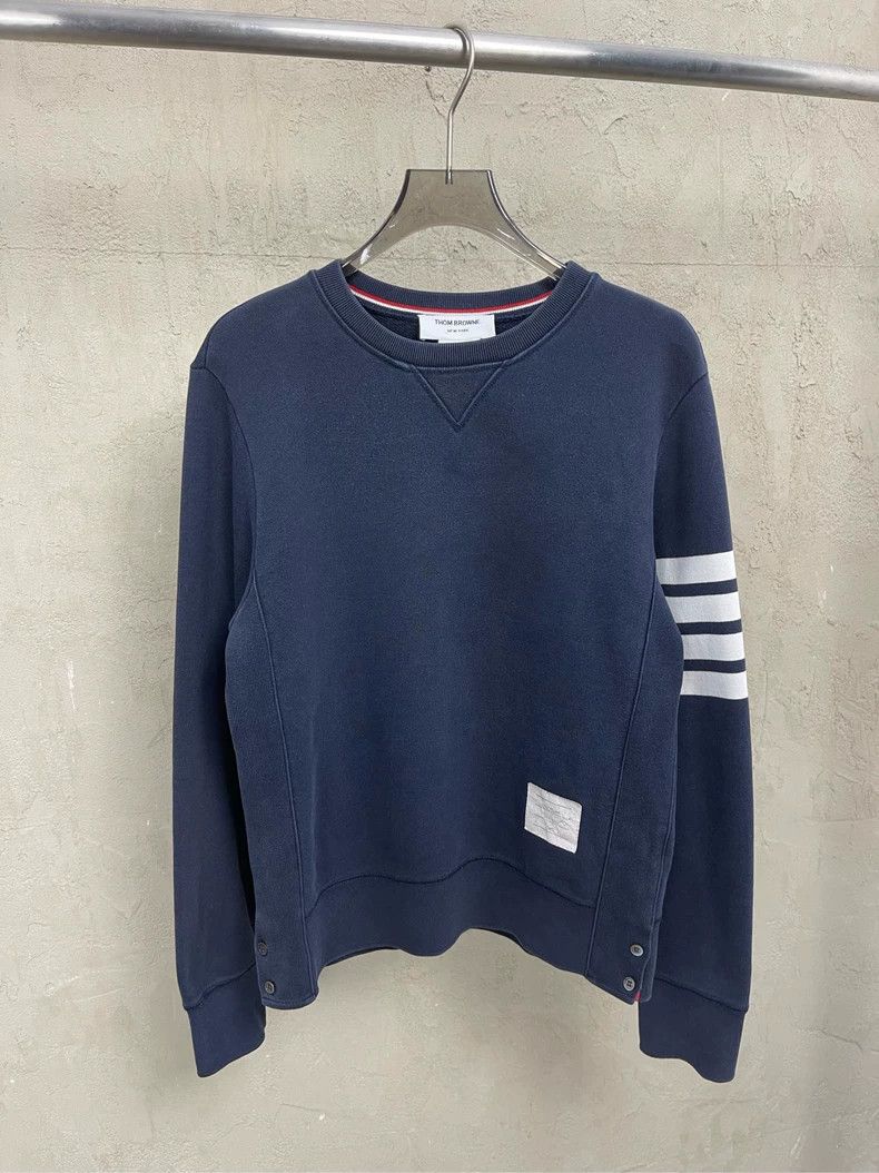 Thom Browne Thom browne Dark blue four-striped round-neck sweatshirt 25 Size US S / EU 44-46 / 1 - 1 Thumbnail