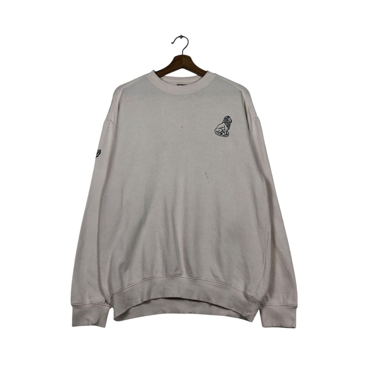 Japanese Brand H&M David Bust Renaissance Graphic Sweatshirt — Museum Core Size US S / EU 44-46 / 1 - 2 Thumbnail