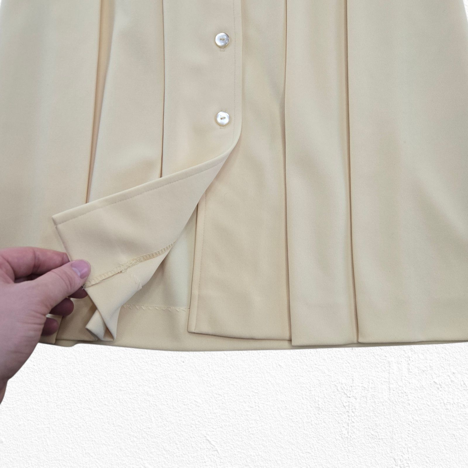 Givenchy Vintage Givenchy Paris New York A-Line Midi Skirt Cream 4 Size 27" / US 4 / IT 40 - 5 Thumbnail