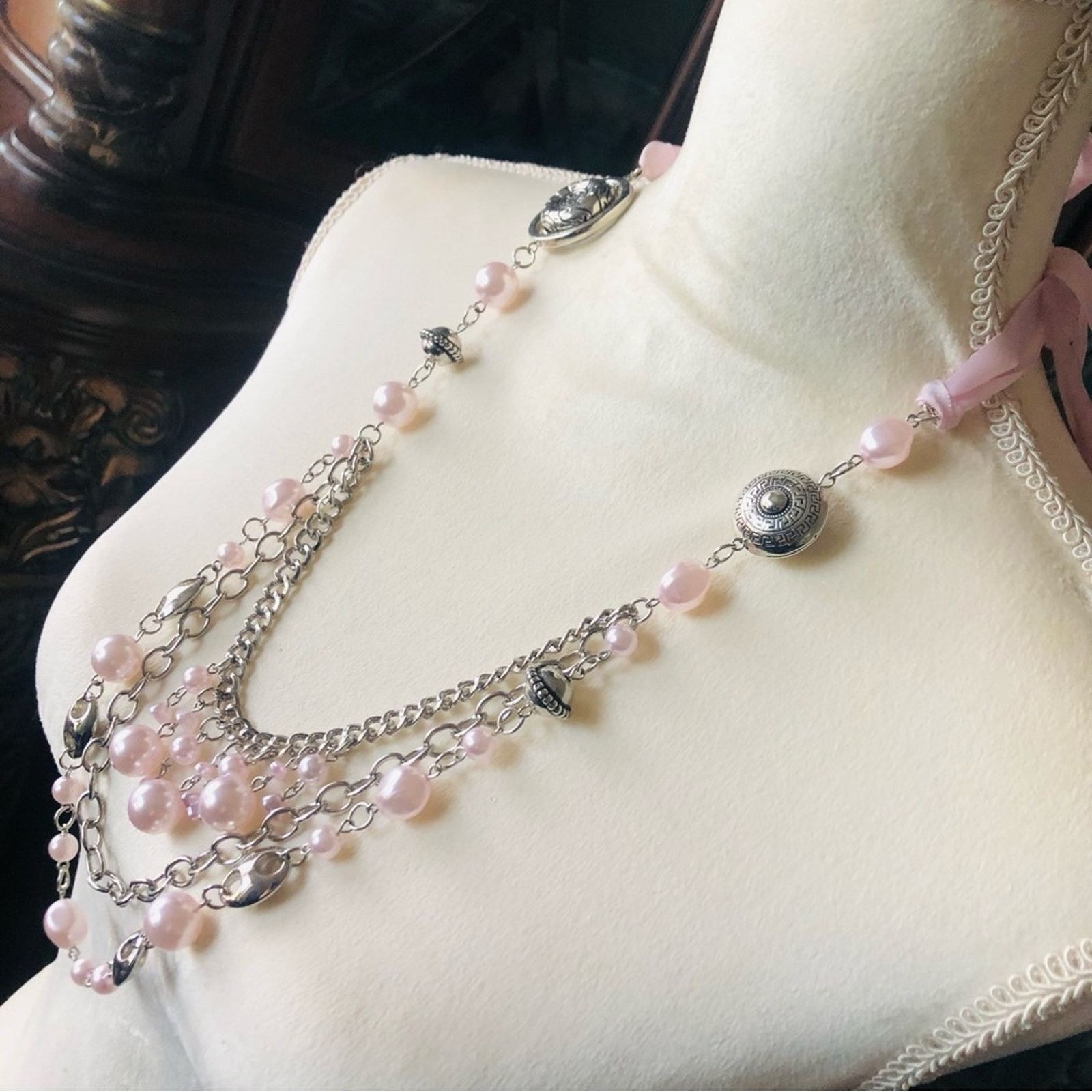 Jewelry Light lilac pearl beaded silver chain ribbon necklace Size ONE SIZE - 2 Thumbnail