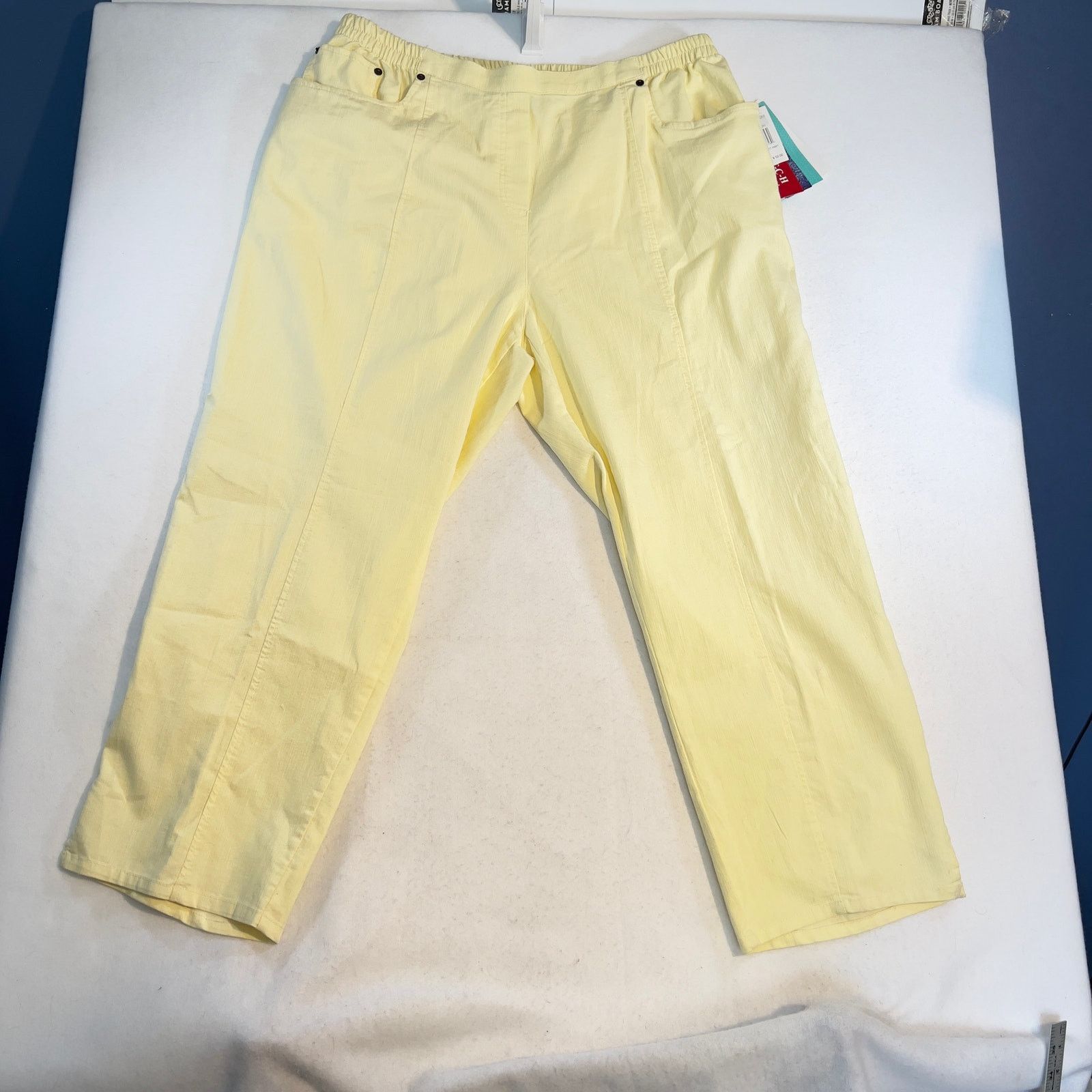 Other Cathy Daniels Pullon Pant Short Woman 3x Yellow NEW Elastic Size 38" / US 16 / IT 52 - 1 Thumbnail