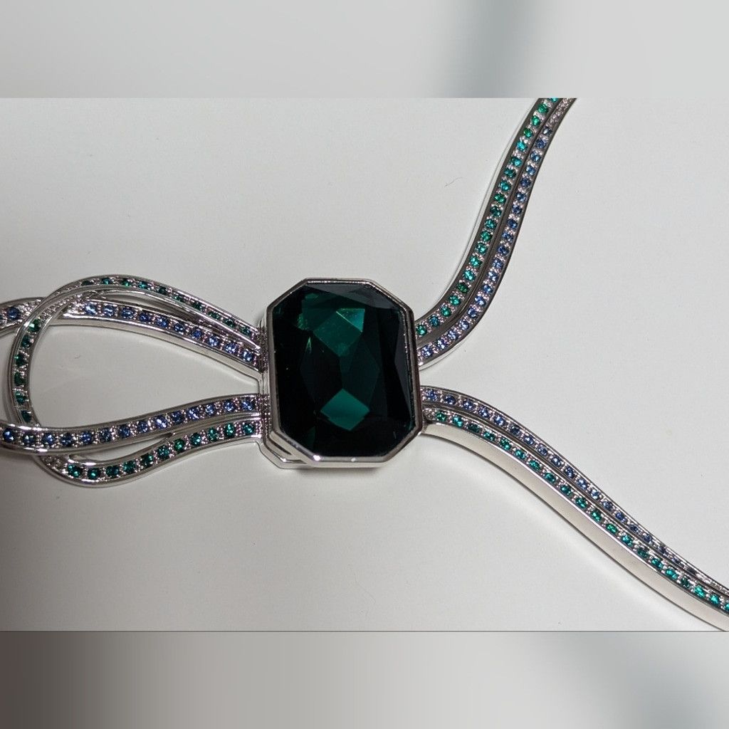 Other Fifth Avenue Collection Swarovski Emerald Crystals Necklace Size ONE SIZE - 13 Thumbnail