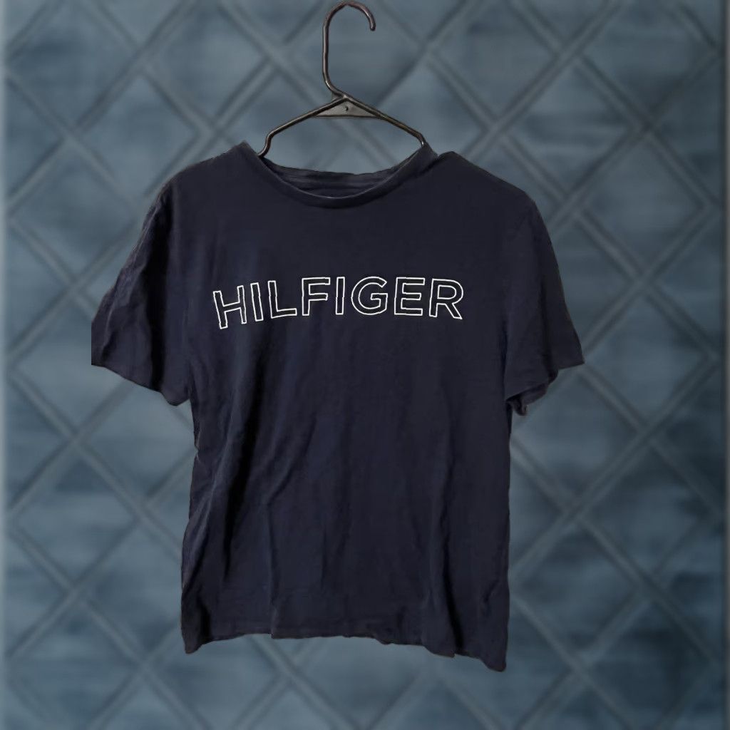 Tommy Hilfiger VINTAGE Tommy Hilfiger Mens T-Shirt Crew Neck Short Sleeve Navy Blue M Adult Medium Crew Neck T-Shirt Mens Size US M / EU 48-50 / 2 - 1 Thumbnail