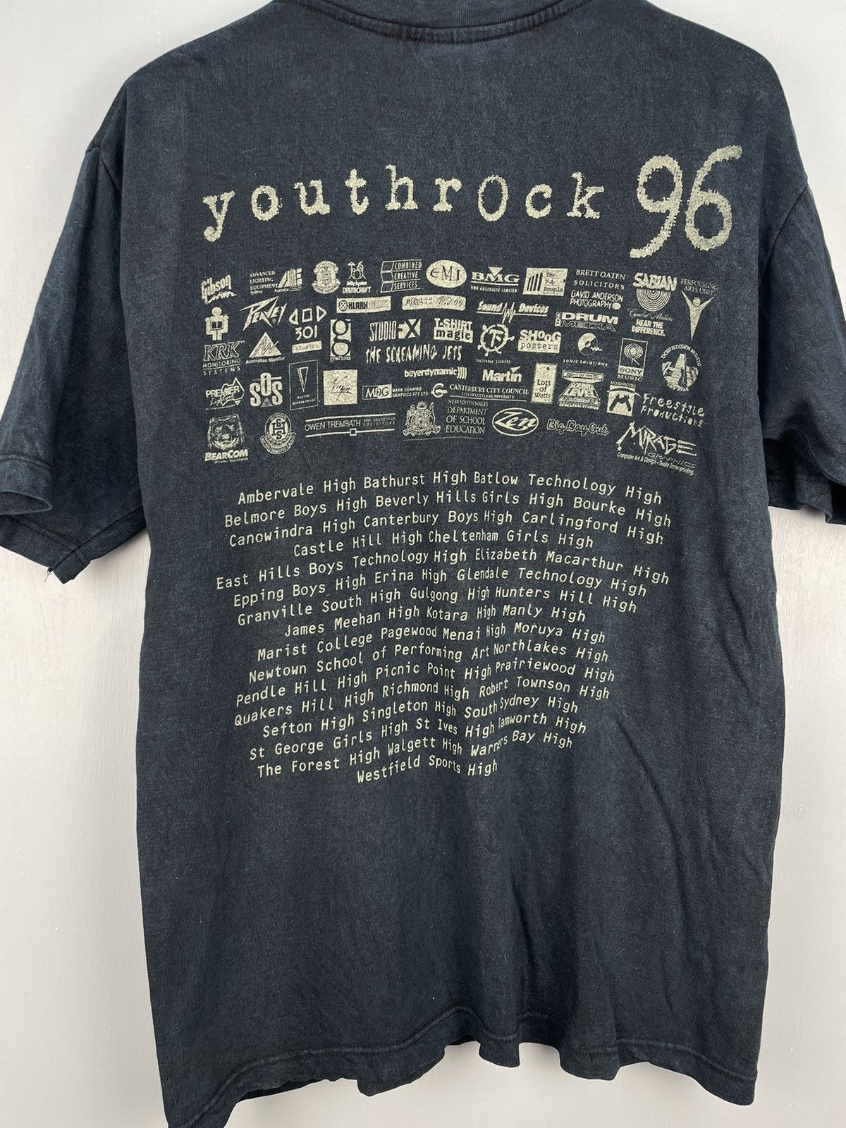Band Tees Vintage 90s Youth Rock 96 festival t shirt Size US M / EU 48-50 / 2 - 4 Thumbnail