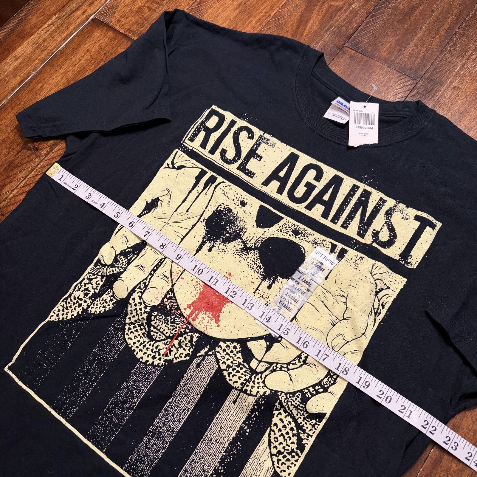 Gildan Rise Against Shirt Mens XL Black Gildan Red Star Tee T-Shirt Size US XL / EU 56 / 4 - 6 Thumbnail